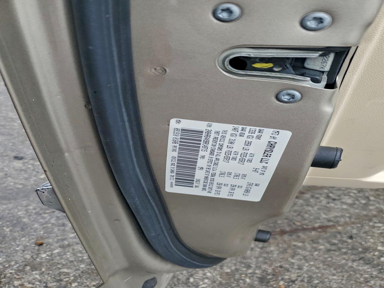 2008 Chrysler Town & Country Limited VIN: 2A8HR64X98R149715 Lot: 93534585