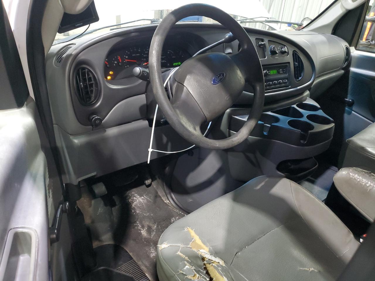 2007 Ford E250 Delivery Van VIN: 1FTNE24W57DB48830 Lot: 92032395