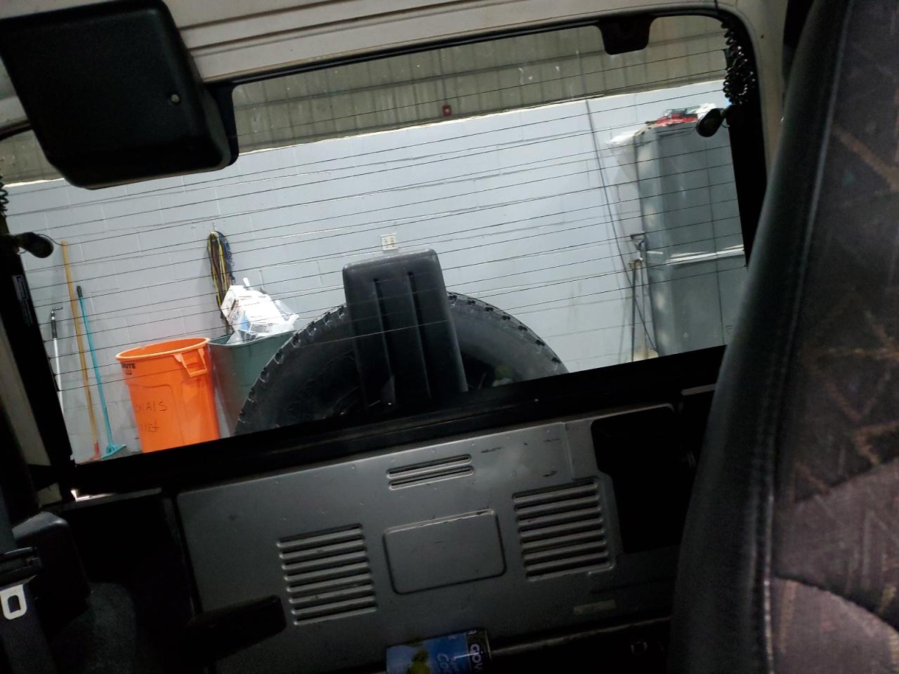 2004 Jeep Wrangler X VIN: 1J4FA39S34P724415 Lot: 93523965