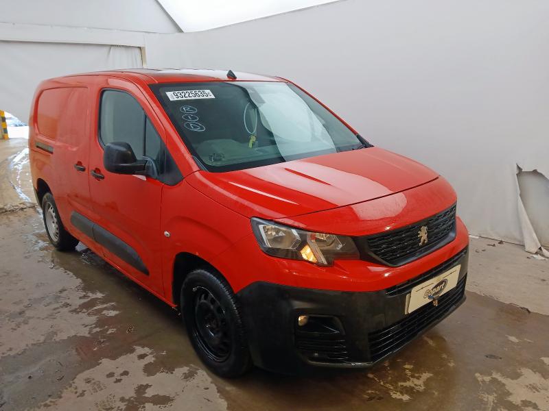 2019 PEUGEOT PARTNER S L2 