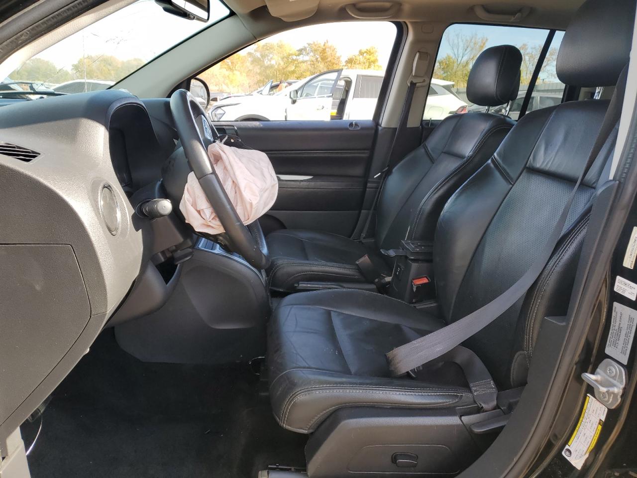 2017 Jeep Compass Latitude VIN: 1C4NJCEB7HD209674 Lot: 91703255