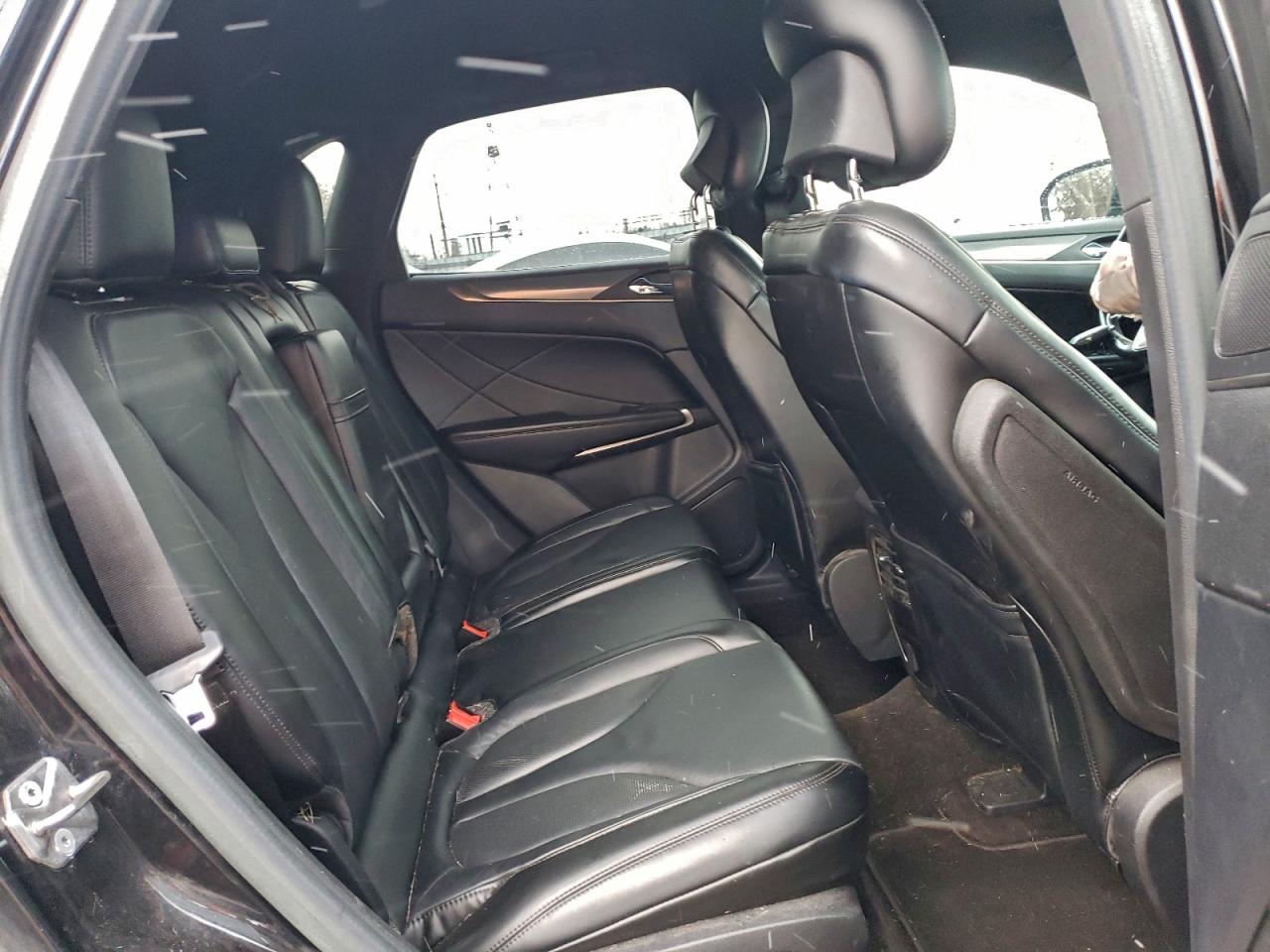 2015 Lincoln Mkc VIN: 5LMCJ2A9XFUJ34981 Lot: 94641405