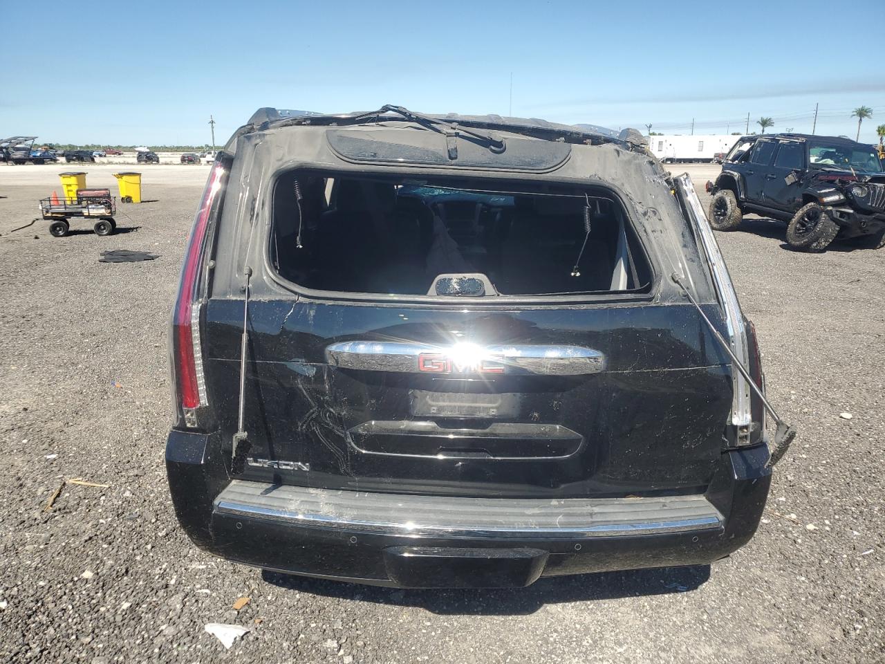 2016 GMC Yukon Denali VIN: 1GKS2CKJ4GR482296 Lot: 92799505