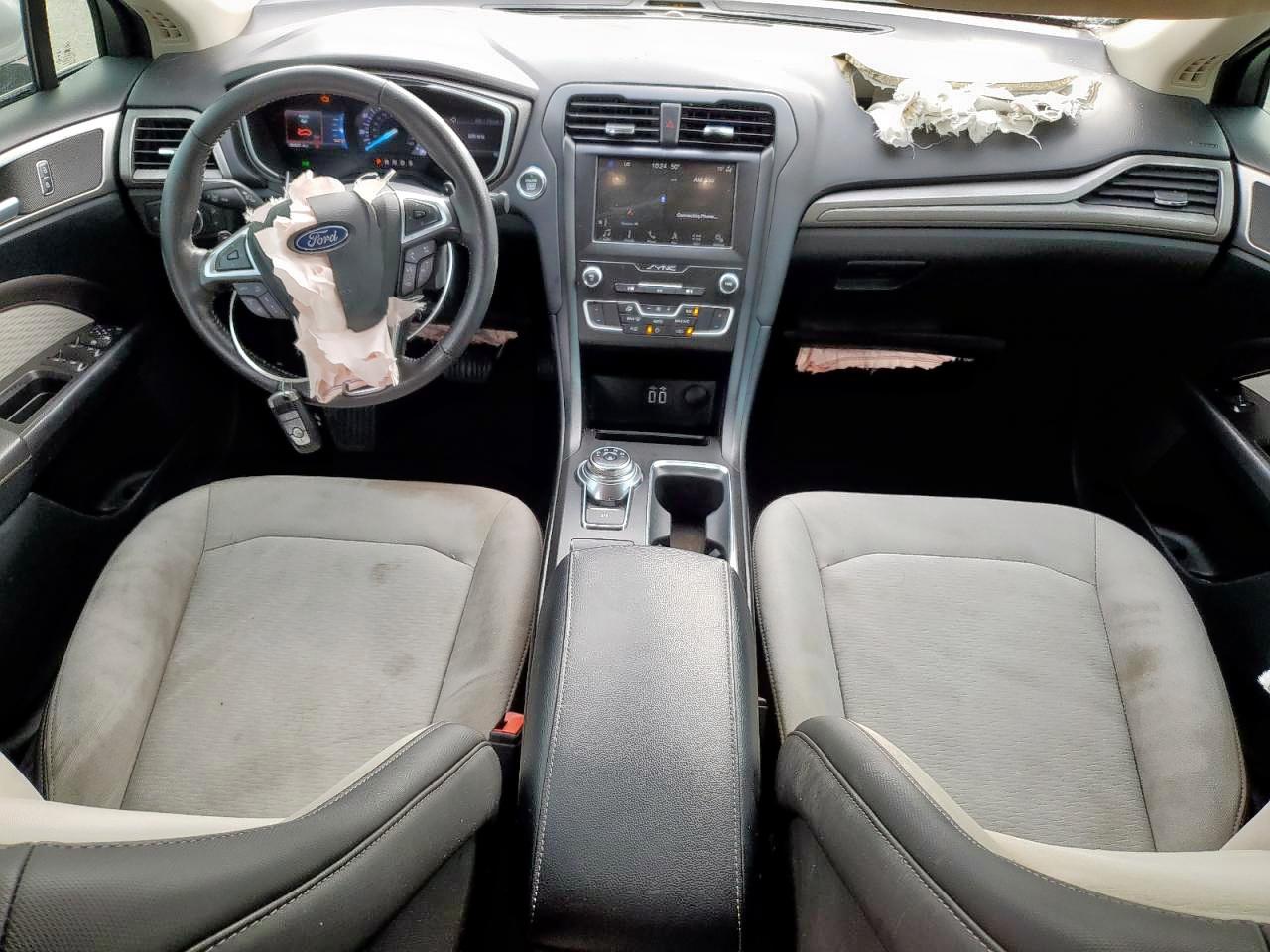 2019 Ford Fusion Se VIN: 3FA6P0HD7KR132811 Lot: 87477405