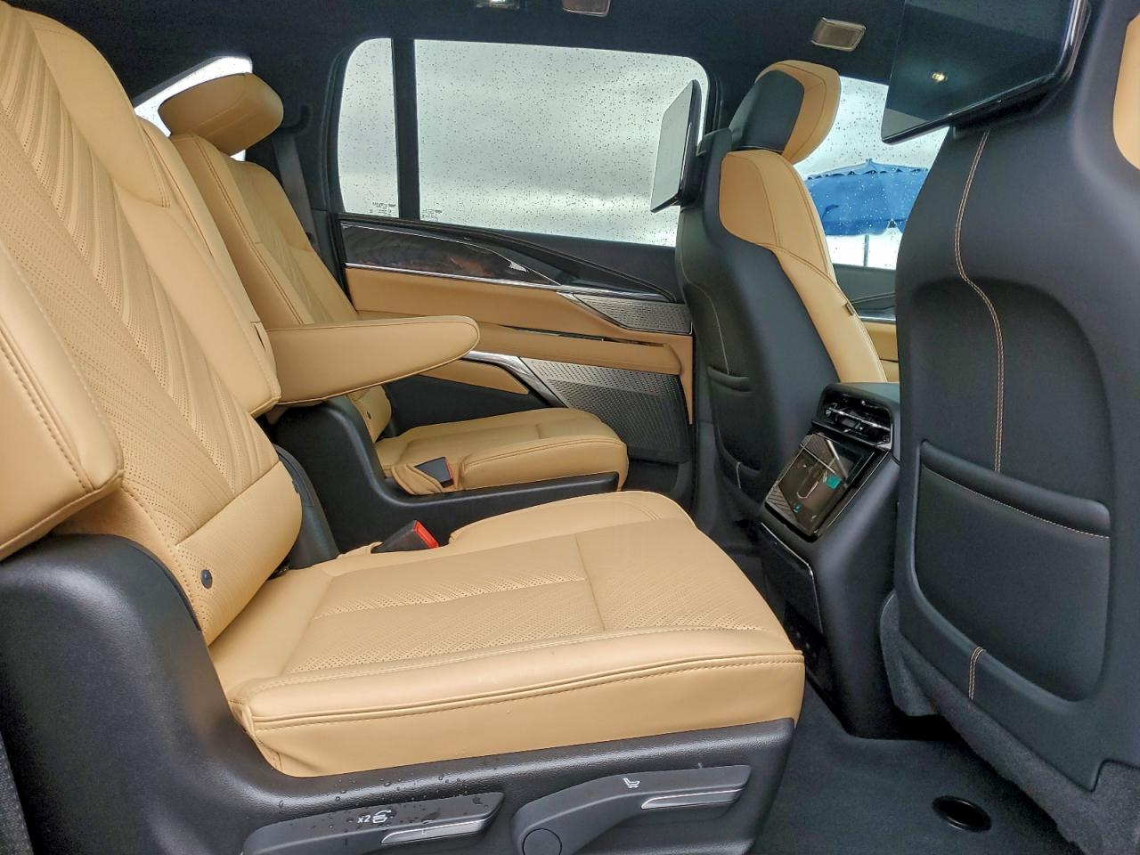 2025 Cadillac Escalade Iq Sport-2 VIN: 1GYTEFKL2SU106321 Lot: 92690995