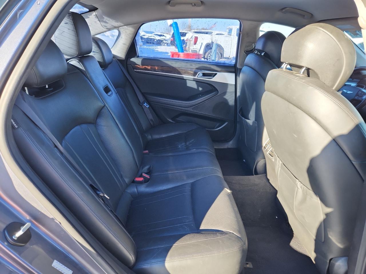 2015 Hyundai Genesis 3.8L VIN: KMHGN4JE4FU099534 Lot: 91616275