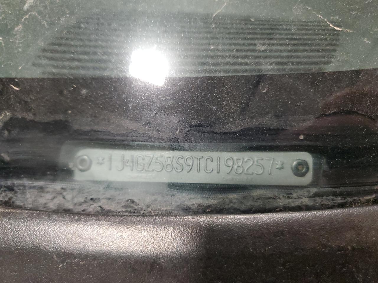1996 Jeep Grand Cherokee Laredo VIN: 1J4GZ58S9TC198257 Lot: 93327175