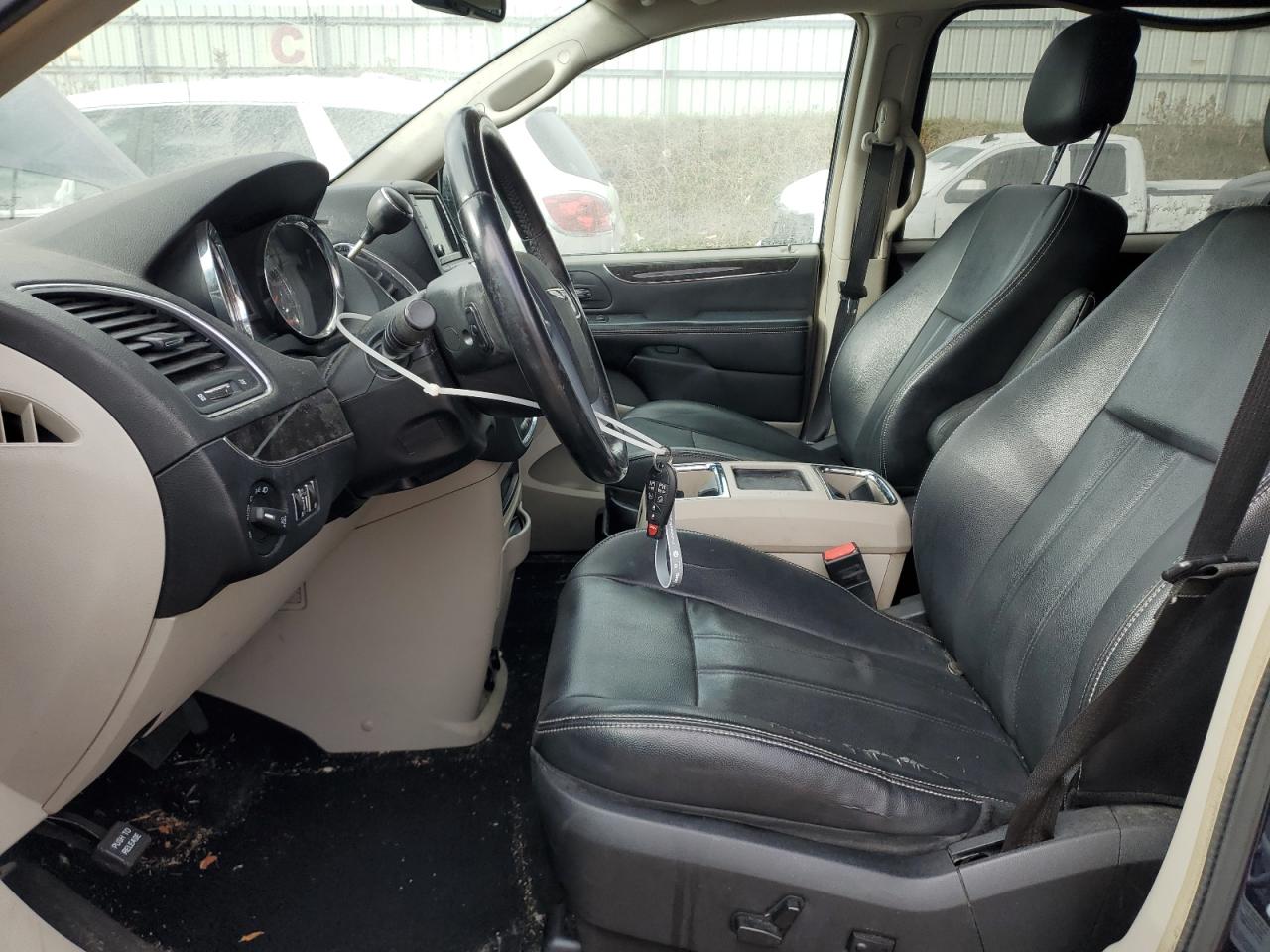 2011 Chrysler Town & Country Touring VIN: 2C4RC1BG1DR589134 Lot: 85429375