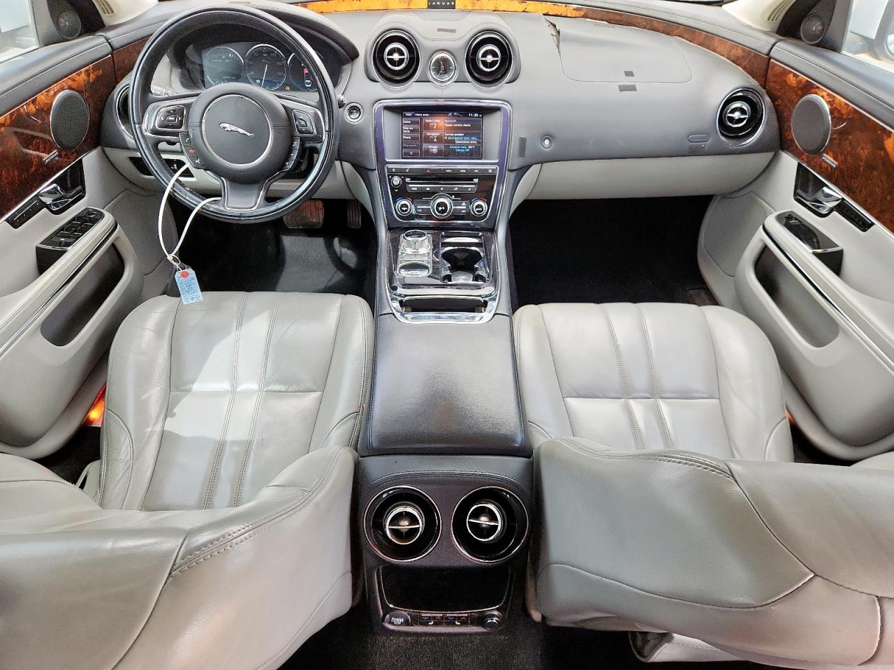 2013 Jaguar Xj VIN: SAJWA1C7XD8V57304 Lot: 92613725