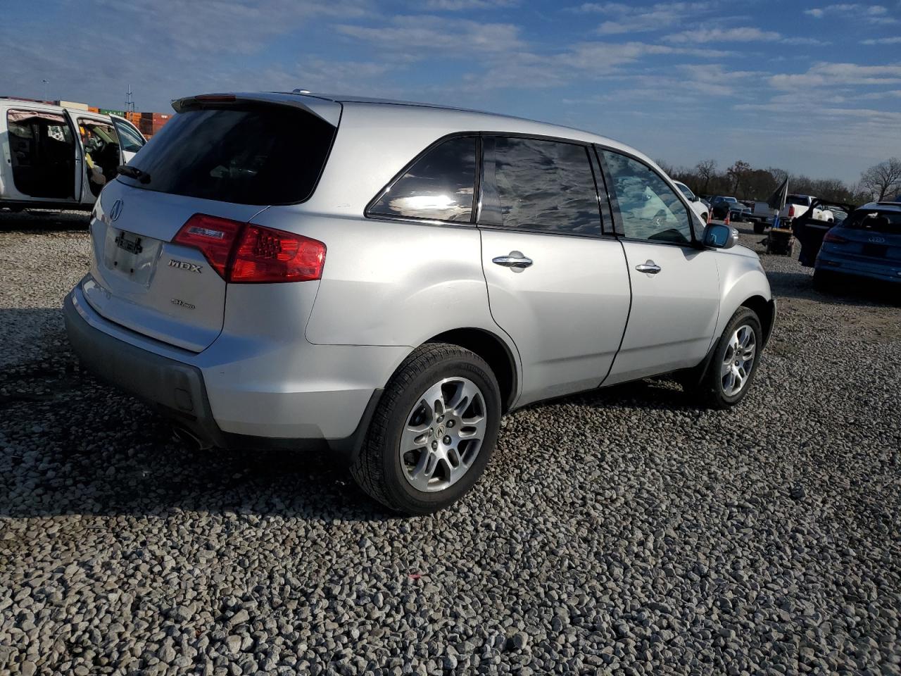 Фото: 2HNYD28238H554899