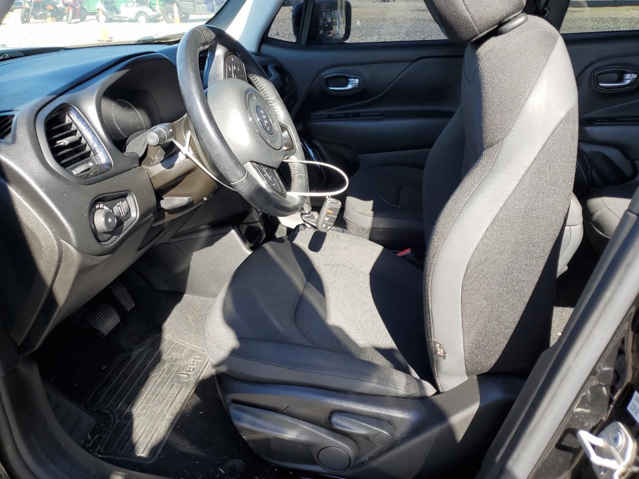 2020 Jeep Renegade Latitude VIN: ZACNJABB5LPL32177 Lot: 81467005