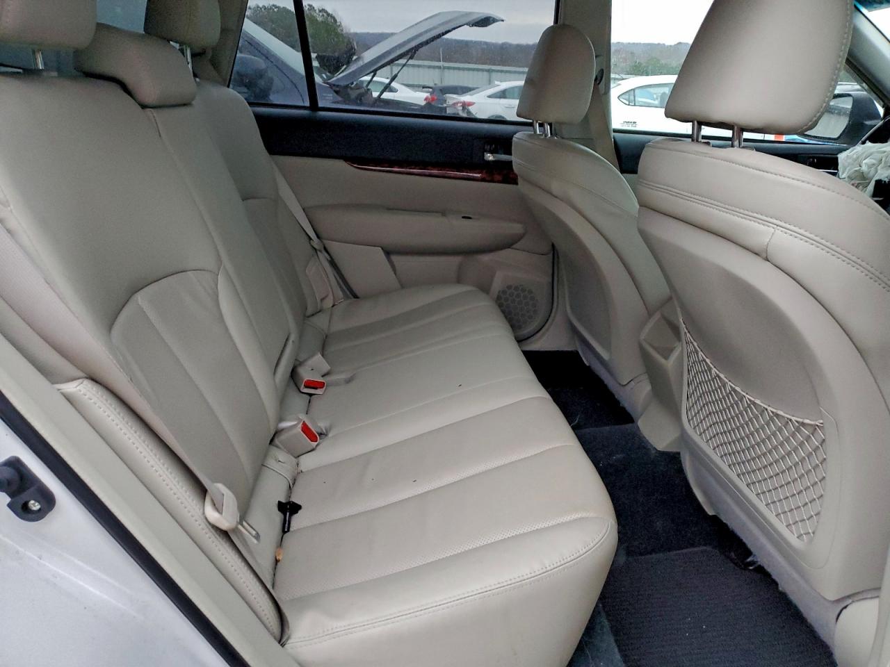 2011 Subaru Outback 2.5I Limited VIN: 4S4BRCKC3B3353983 Lot: 92747145