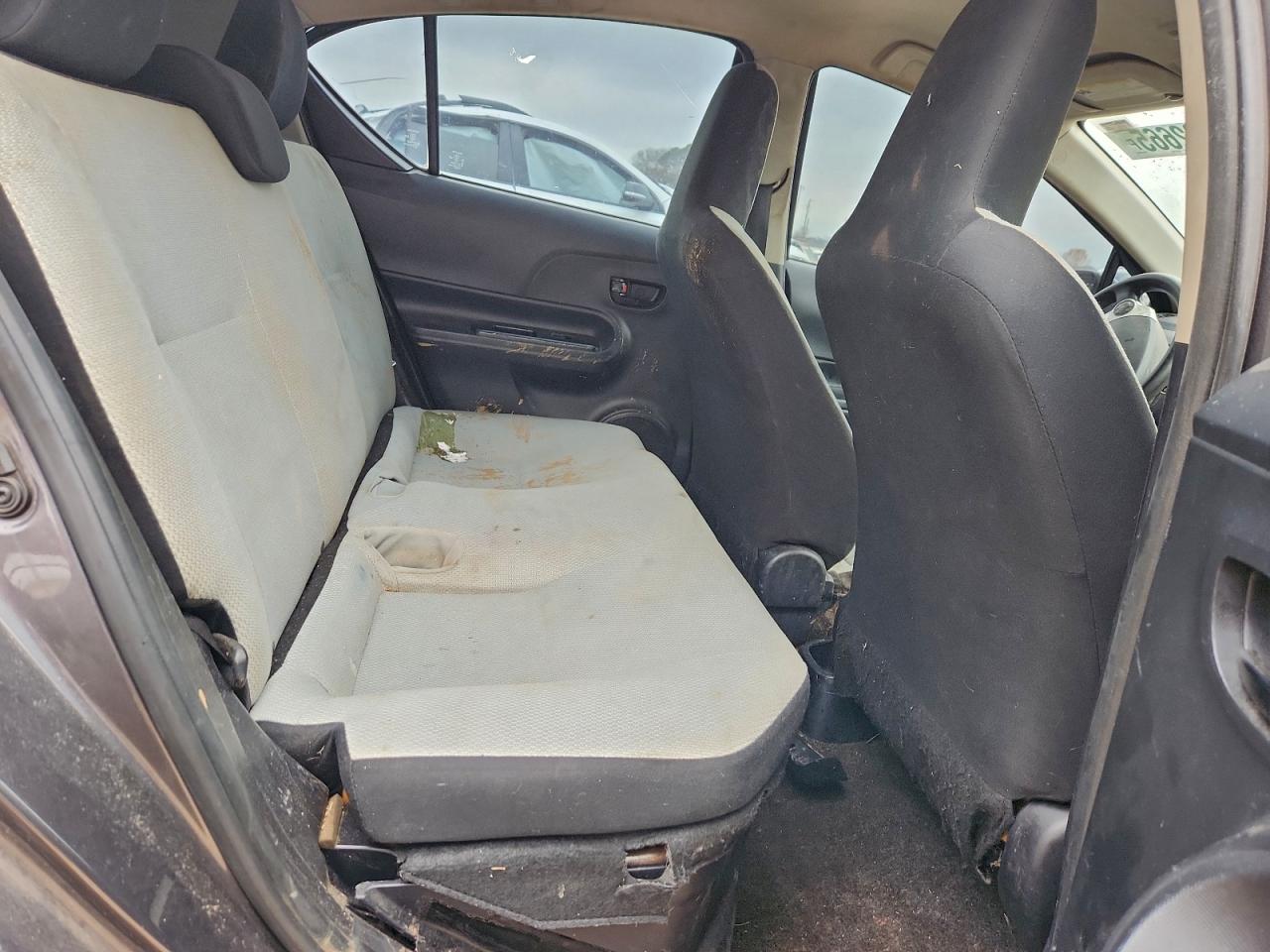 2015 Toyota Prius C VIN: JTDKDTB3XF1578471 Lot: 93832665