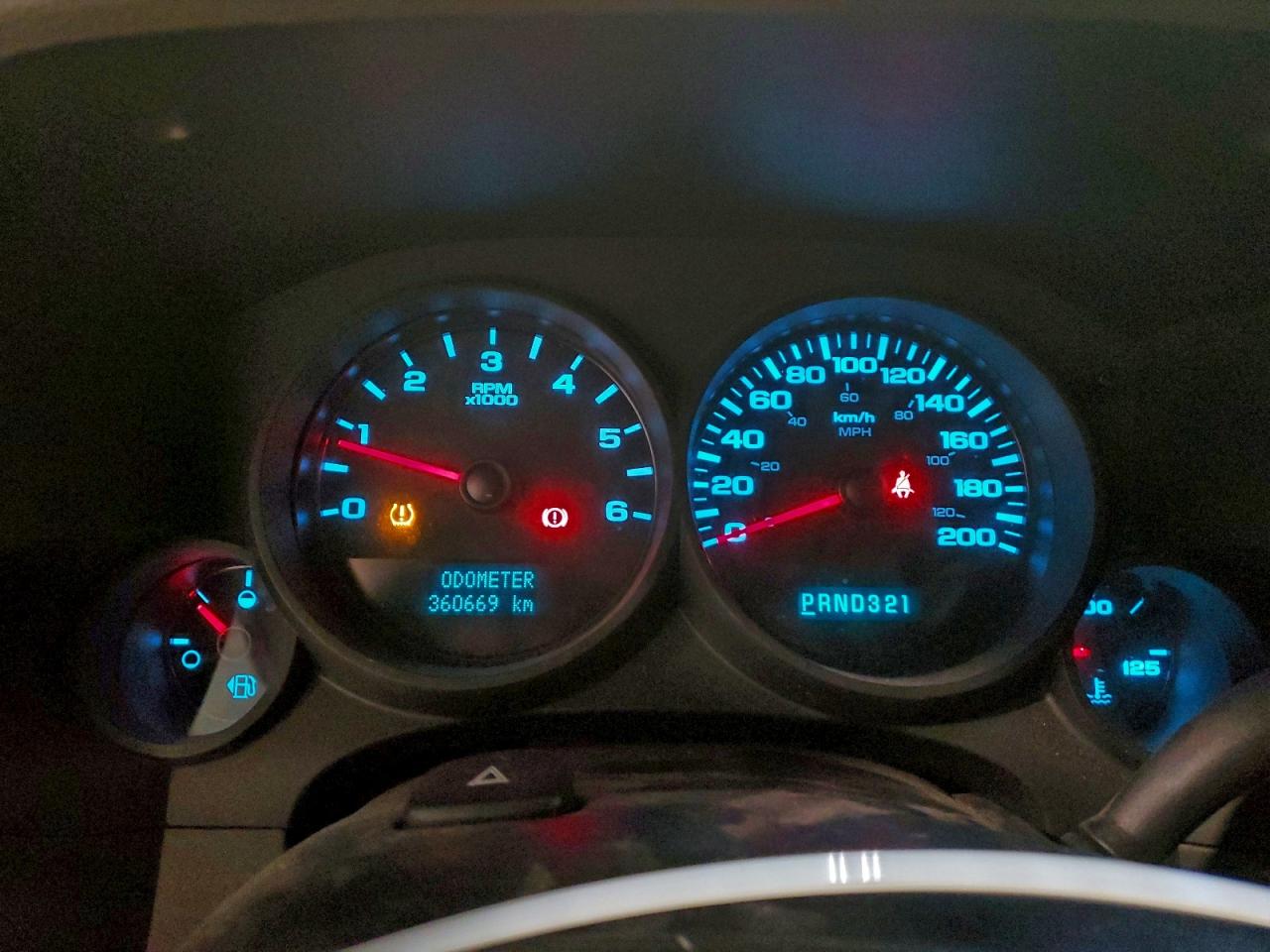 2011 Chevrolet Silverado C1500 Ls VIN: 1GCRCREA8BZ166740 Lot: 94484695