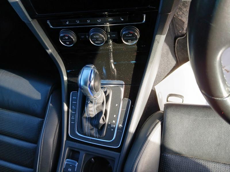 2017 VOLKSWAGEN GOLF 1.4 TSI GTE ADVANCE 5DR DSG