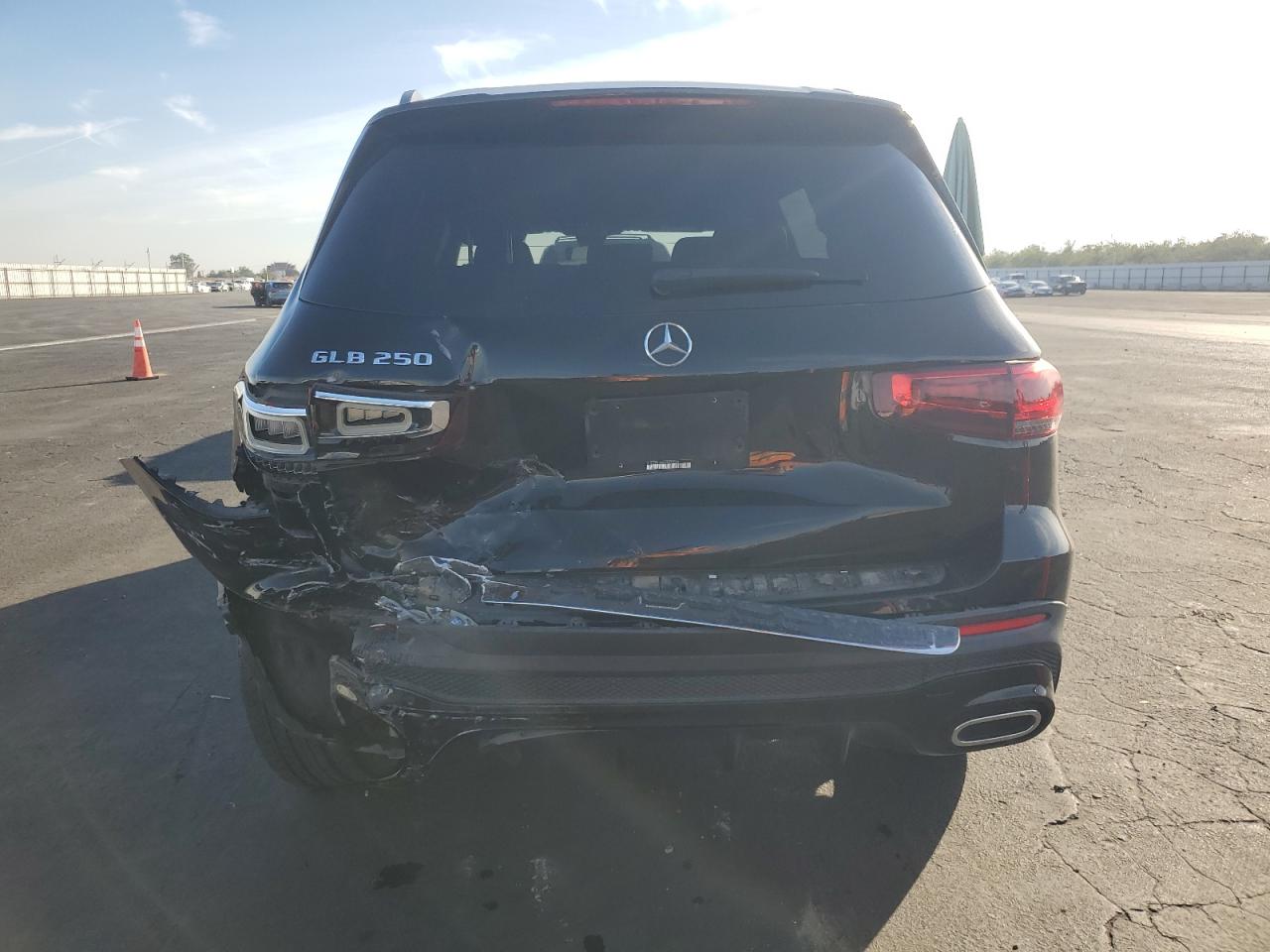 2021 Mercedes-Benz Glb 250 VIN: W1N4M4GB0MW123524 Lot: 92133345