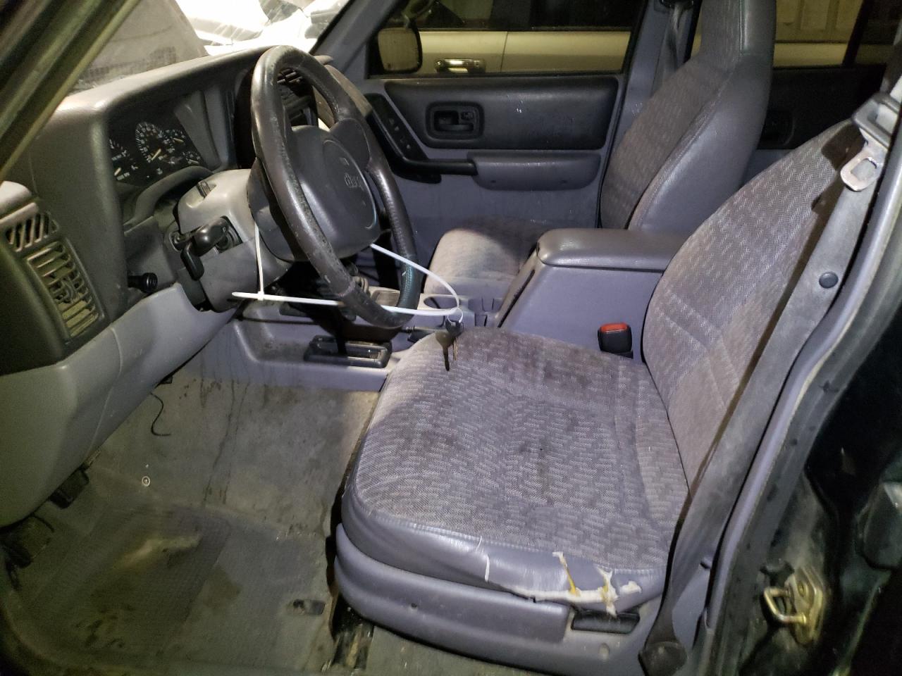 1998 Jeep Cherokee Sport VIN: 1J4FJ68S3WL208911 Lot: 93069505