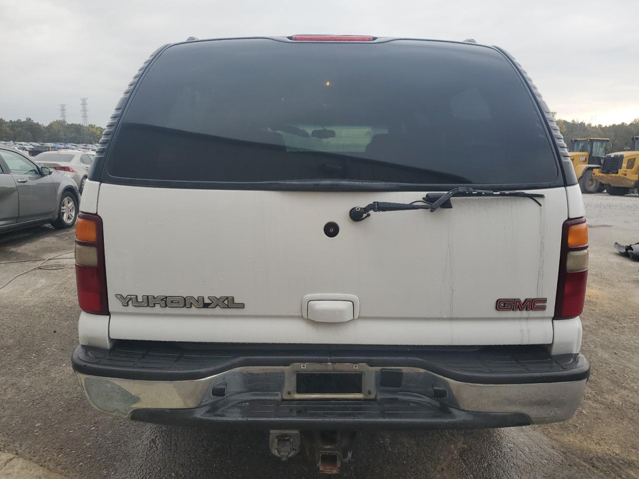 2003 GMC Yukon Xl C1500 VIN: 3GKEC16T03G124858 Lot: 91846525