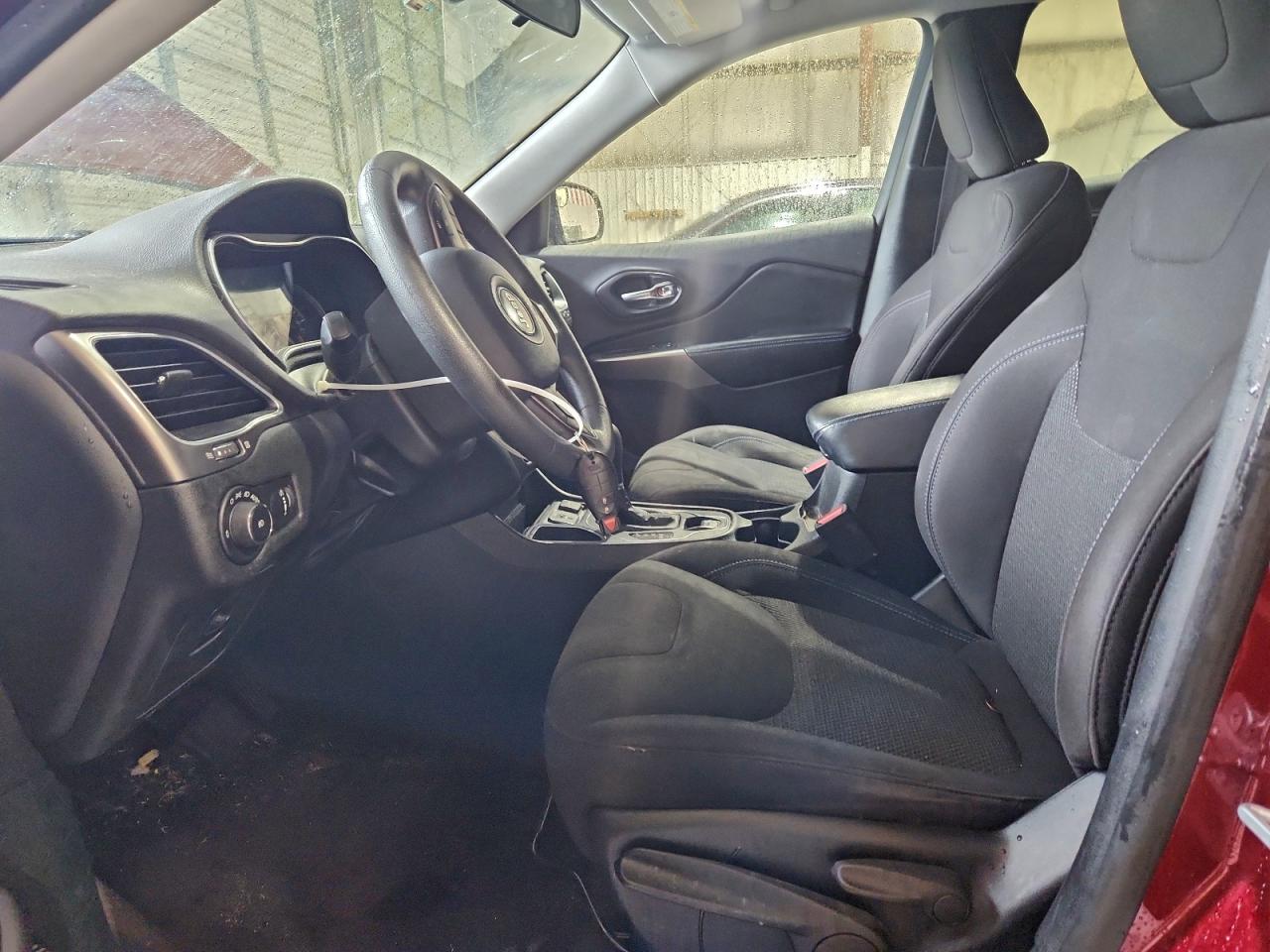 2019 Jeep Cherokee Latitude VIN: 1C4PJLCB9KD203829 Lot: 94336535