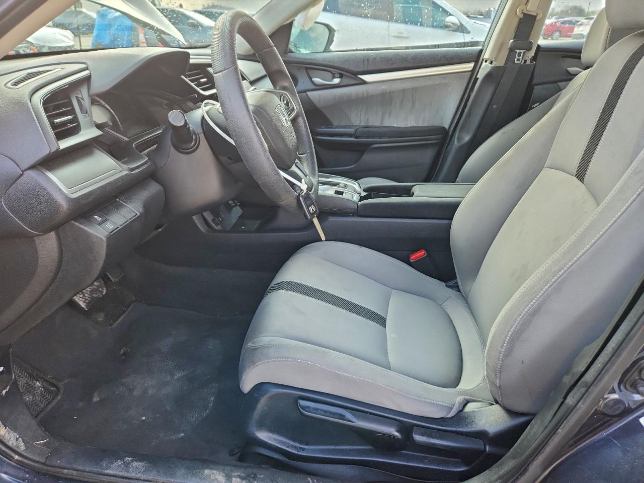 2018 Honda Civic Lx VIN: 2HGFC2F53JH573439 Lot: 93779295