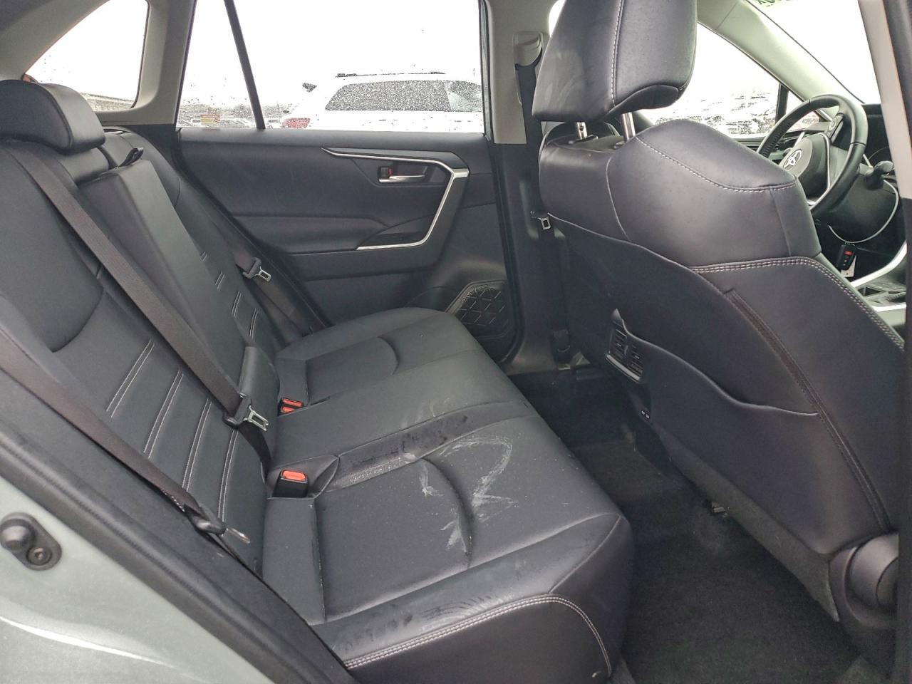 2022 Toyota Rav4 Xle Premium VIN: JTMA1RFV8ND086246 Lot: 93480795