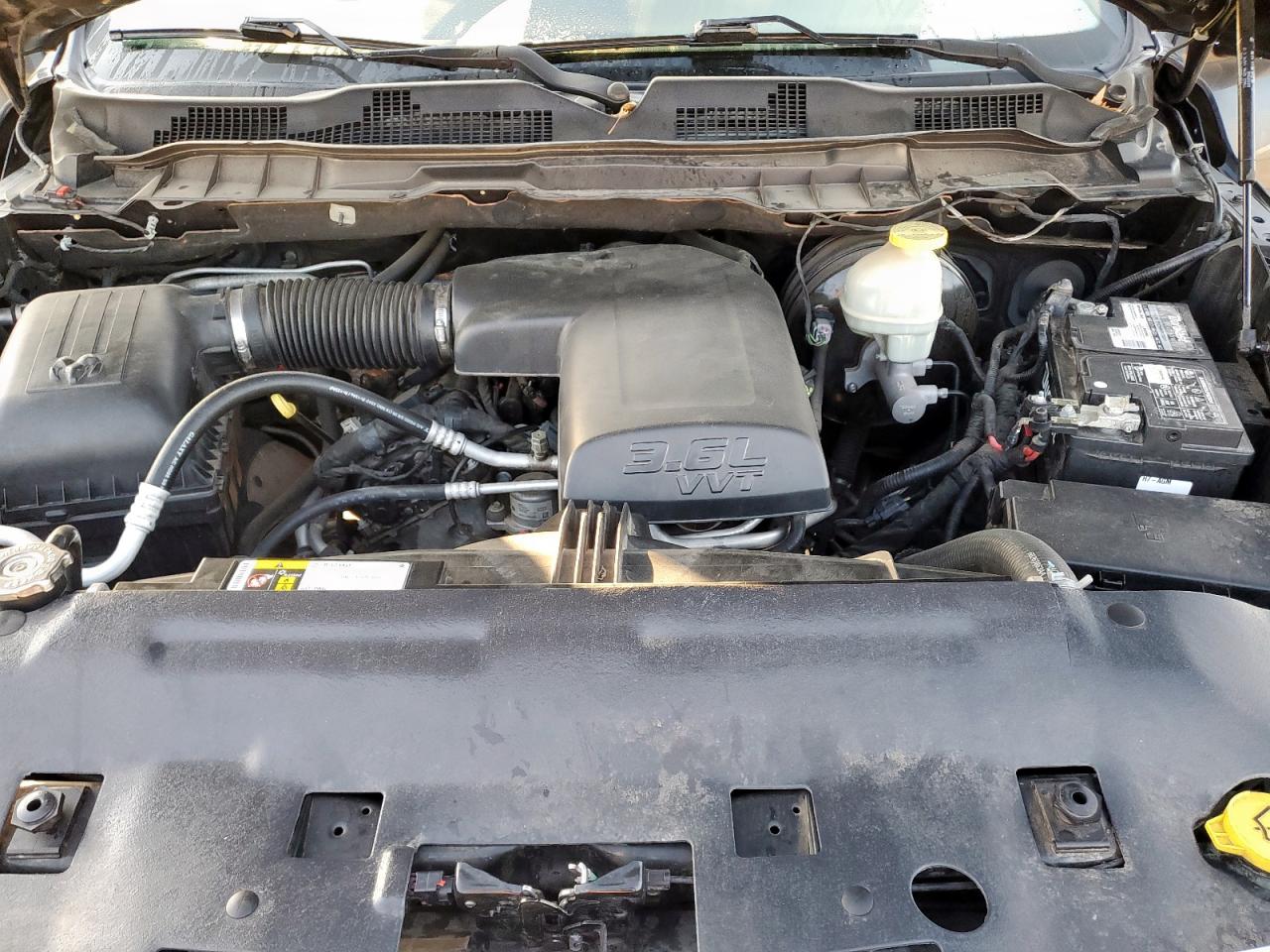 2017 Ram 1500 Slt VIN: 1C6RR7LG0HS610857 Lot: 92871175