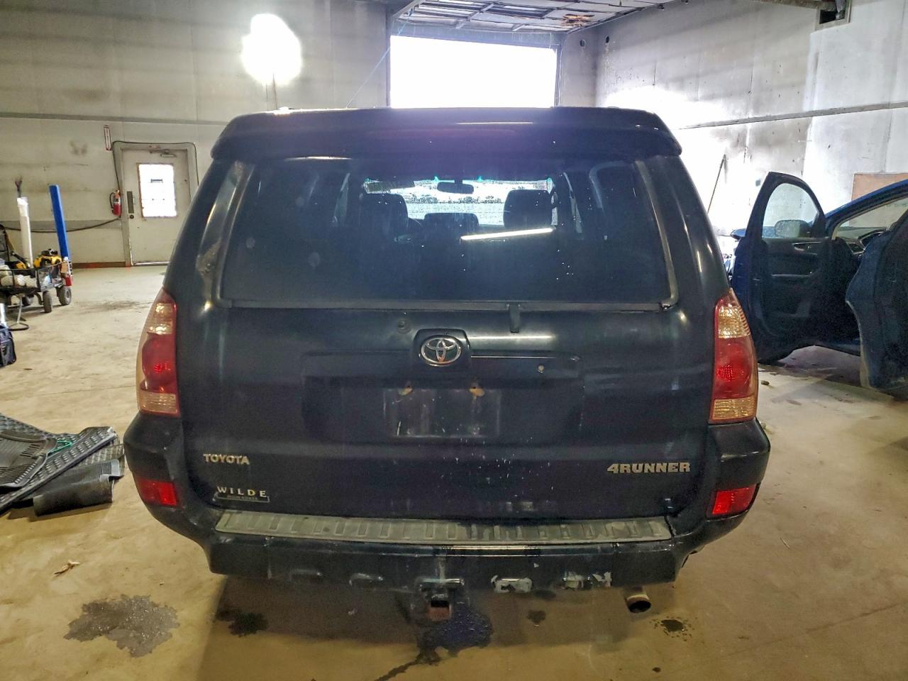 2004 Toyota 4Runner Sr5 VIN: JTEBU14R340023527 Lot: 94474815