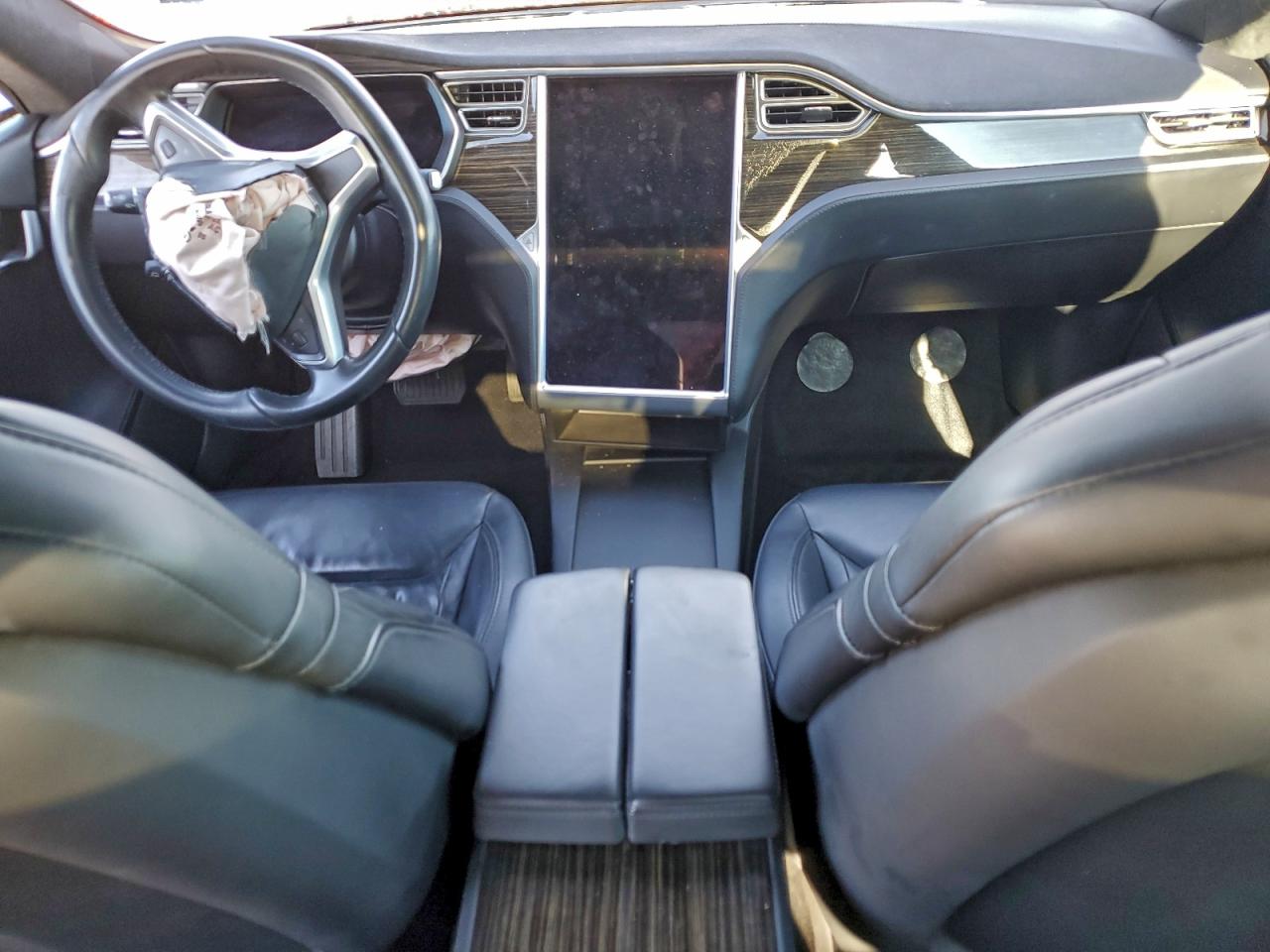 2016 Tesla Model S VIN: 5YJSA1E23GF125799 Lot: 94352895