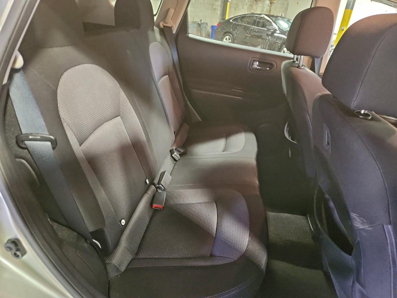 2011 Nissan Rogue S VIN: JN8AS5MV1BW687446 Lot: 93674195