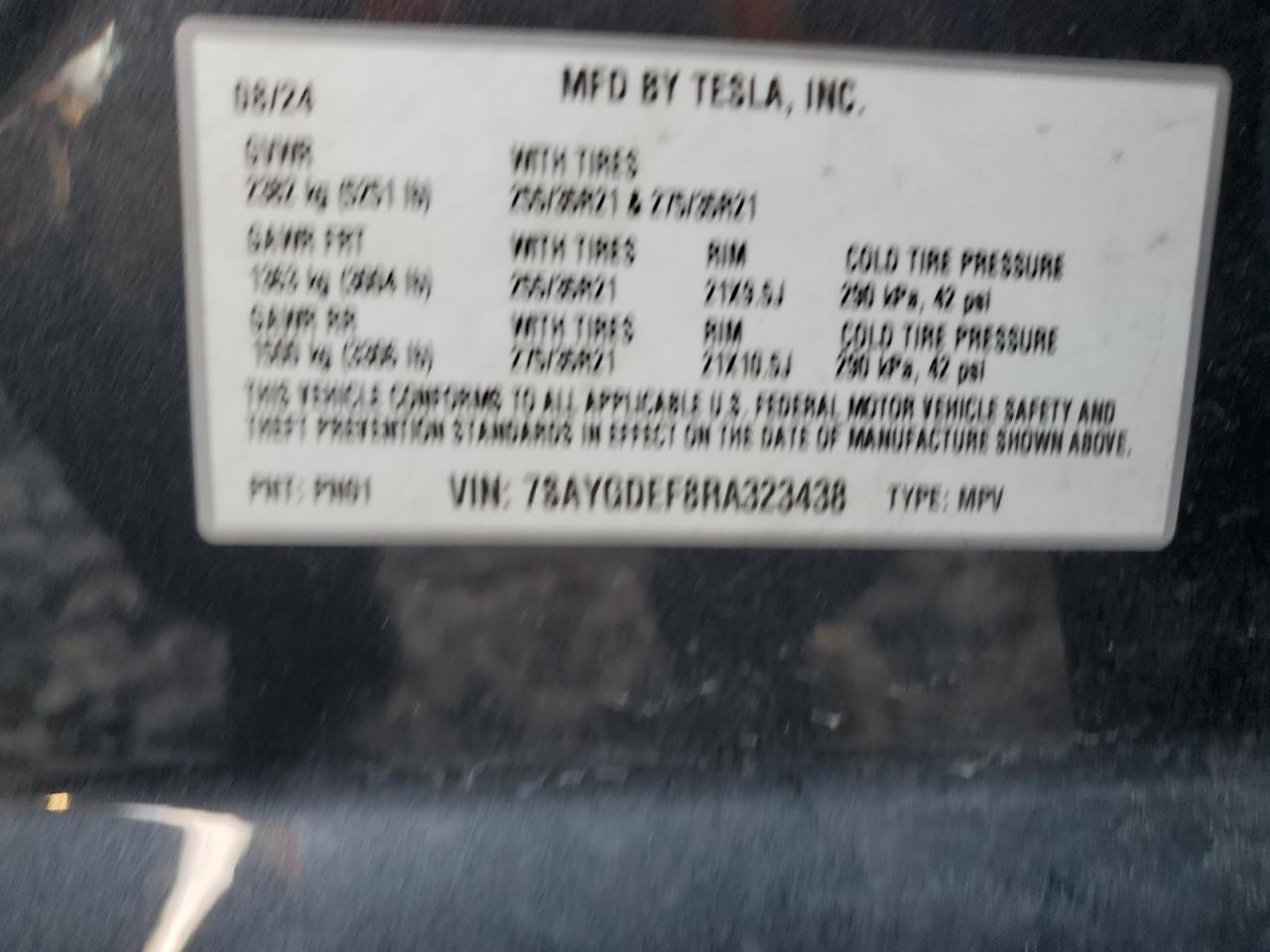 2024 Tesla Model Y VIN: 7SAYGDEF8RA323438 Lot: 93297575