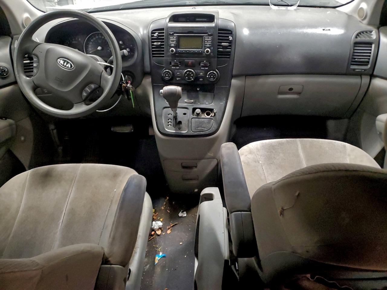 2011 Kia Sedona Lx VIN: KNDMG4C73B6374891 Lot: 92815375