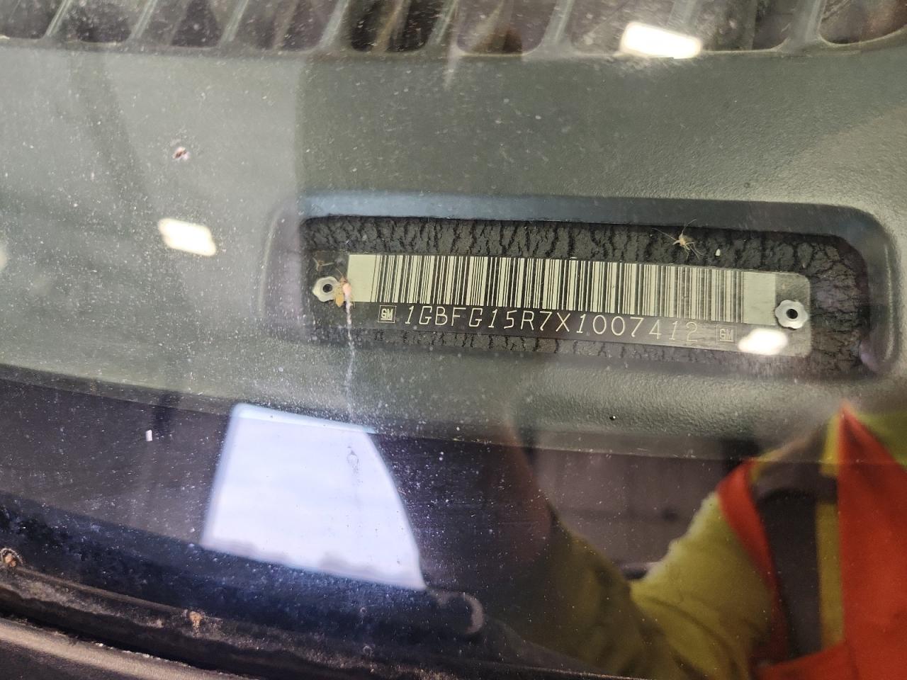 1999 Chevrolet Express G1500 VIN: 1GBFG15R7X1007412 Lot: 91894415