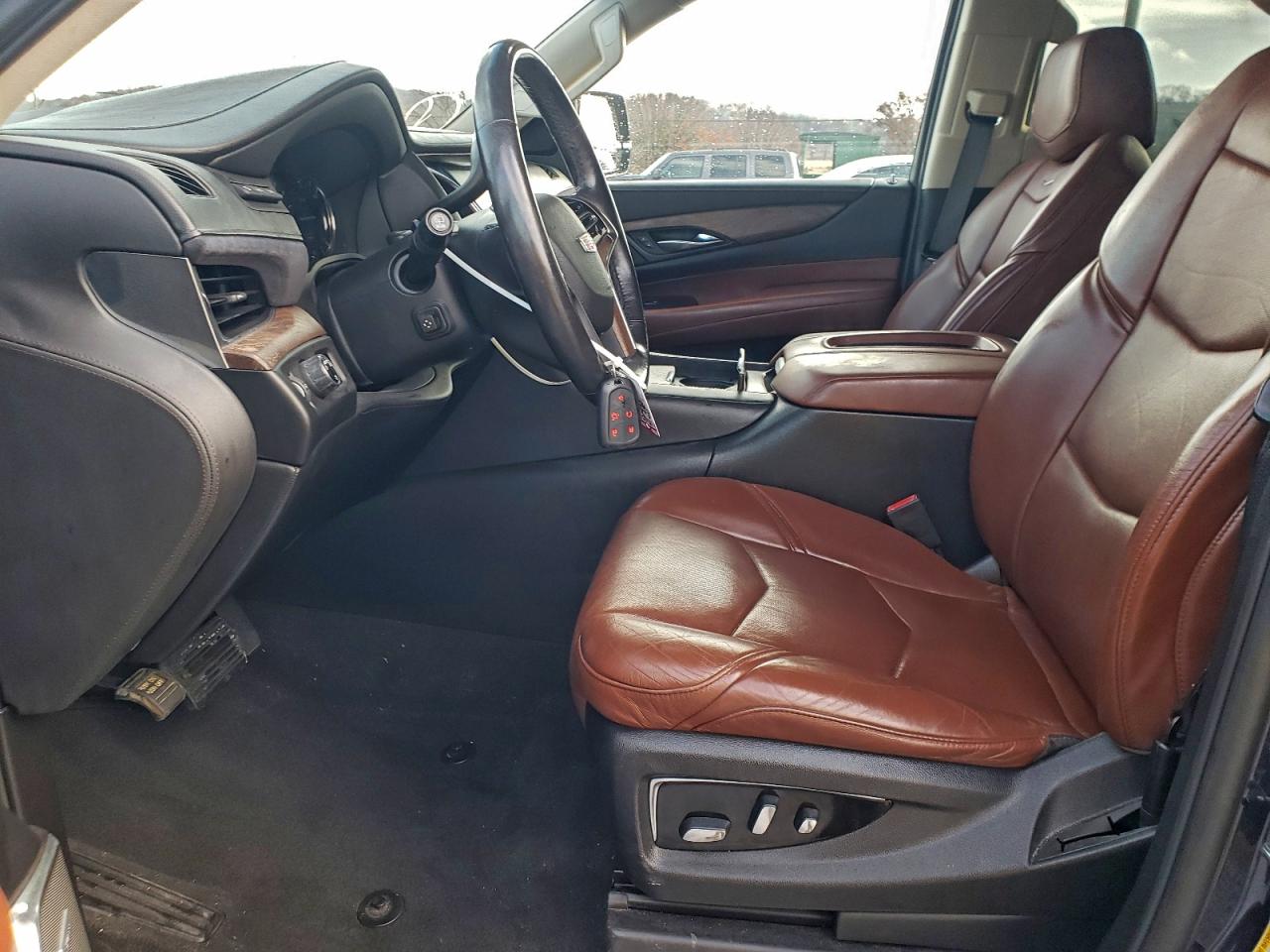 2018 Cadillac Escalade Esv Luxury VIN: 1GYS3HKJ3JR369012 Lot: 93625075