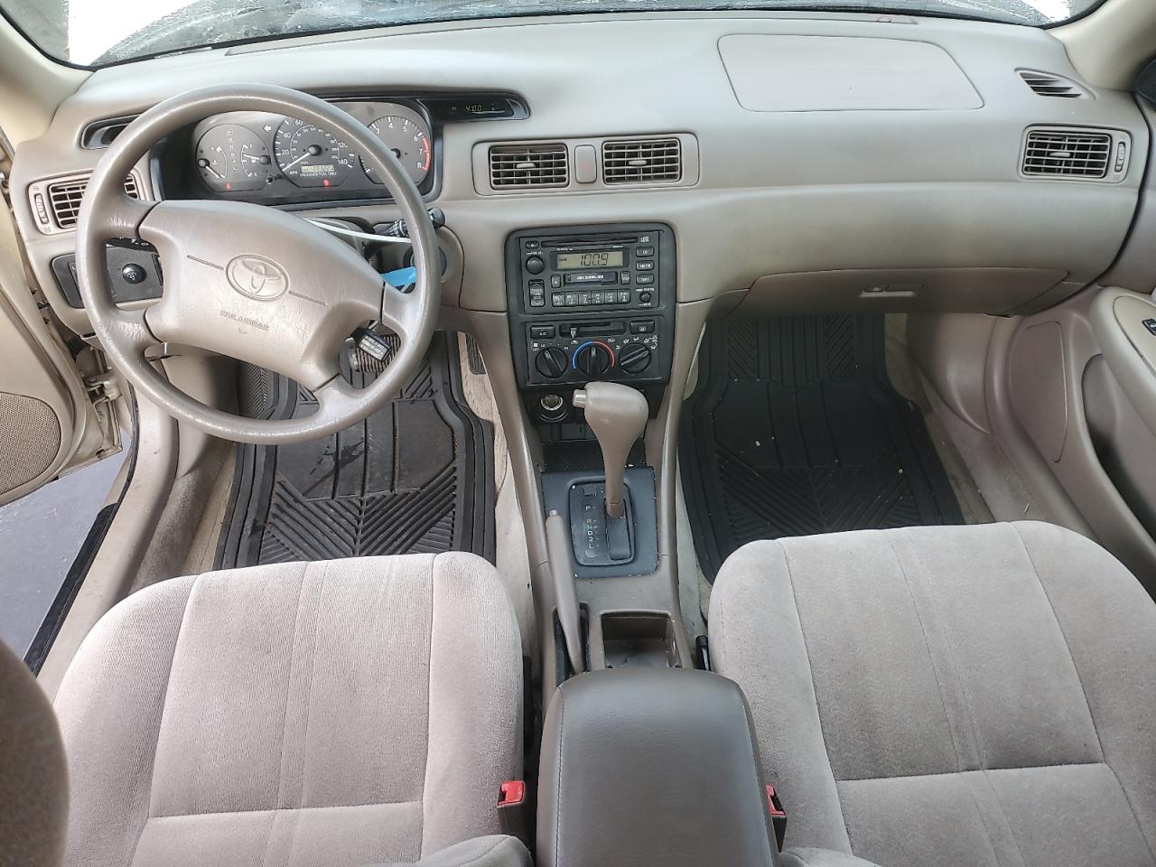 1999 Toyota Camry Le VIN: JT2BF28K5X0220245 Lot: 91221715