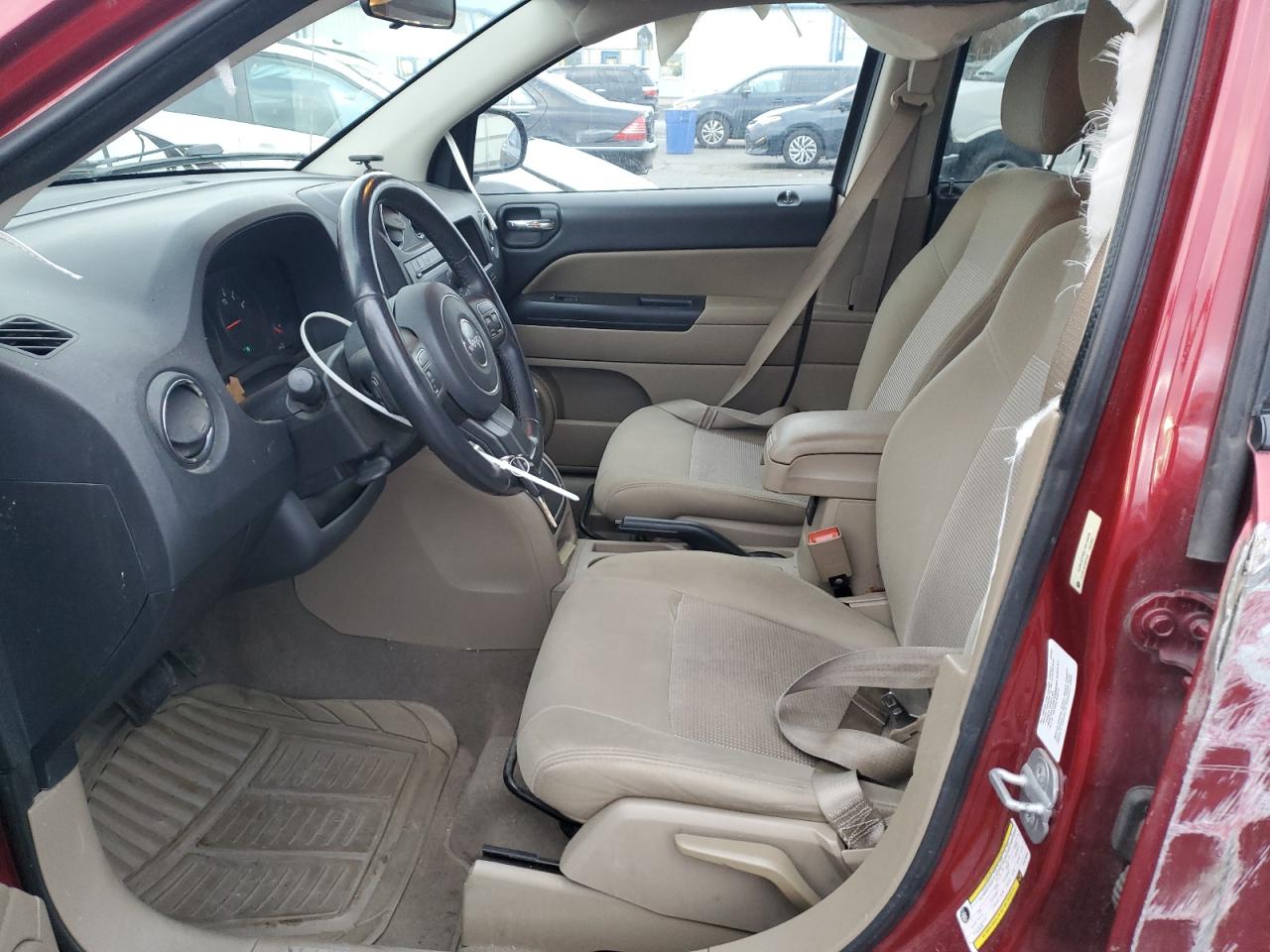 2012 Jeep Compass Latitude VIN: 1C4NJCEB8CD616606 Lot: 92910625