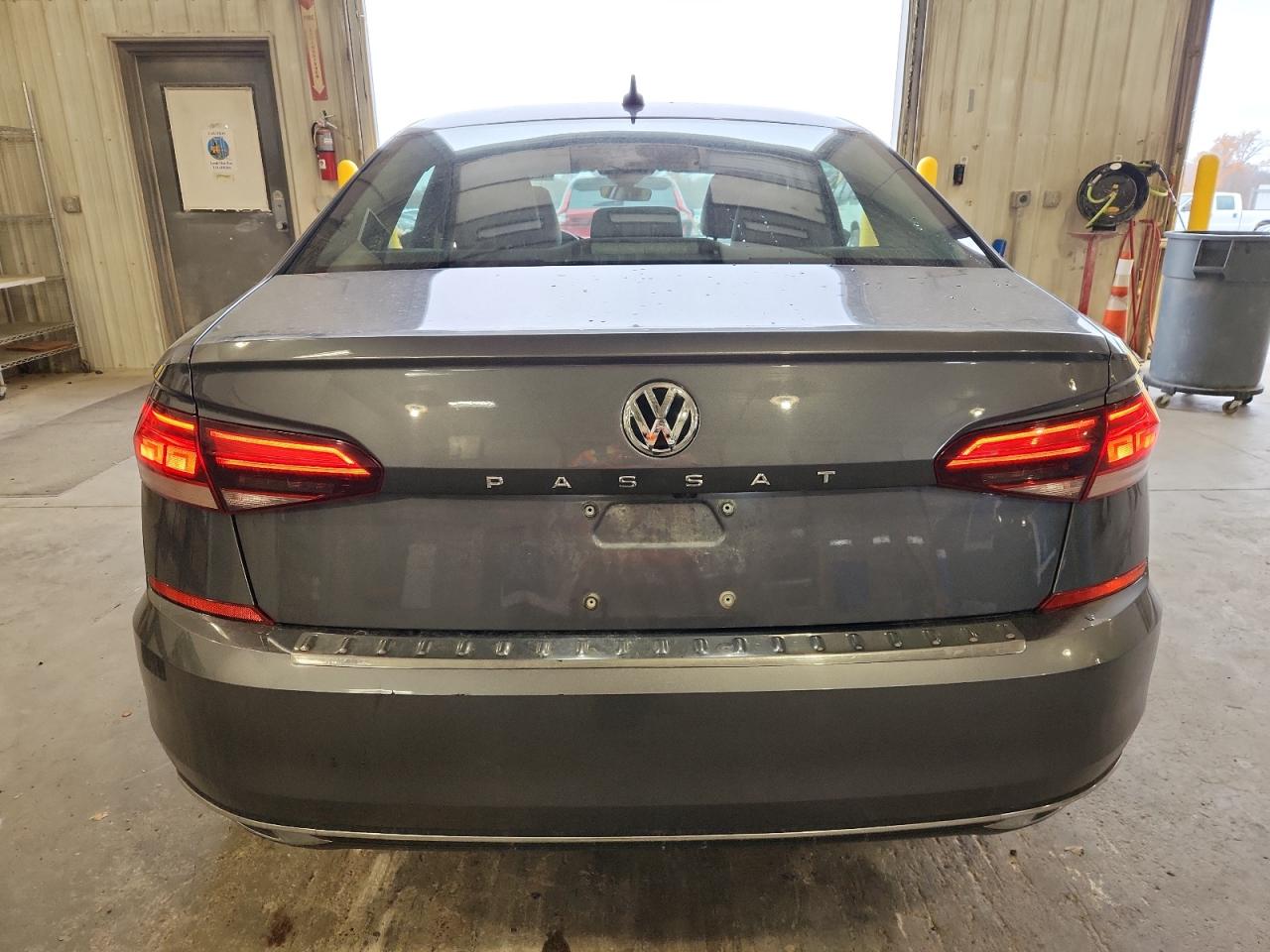 2021 Volkswagen Passat Se VIN: 1VWSA7A32MC011655 Lot: 92328785