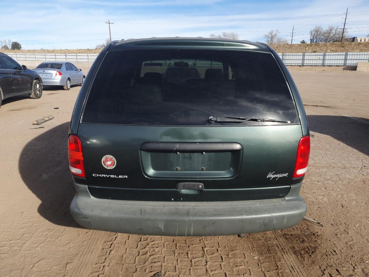 2000 Chrysler Voyager VIN: 2C4FJ25B4YR867593 Lot: 93505505