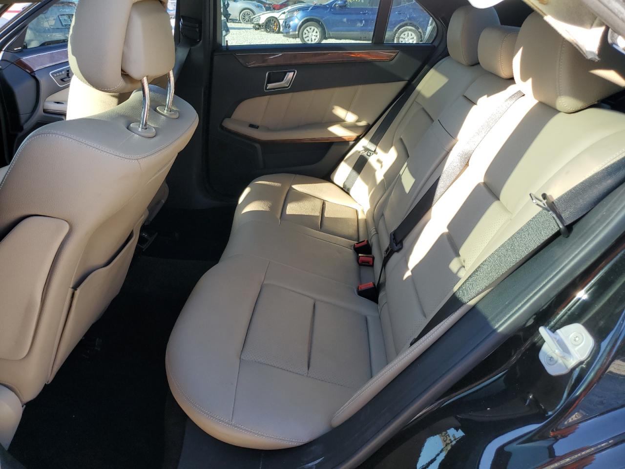 2013 Mercedes-Benz E 350 VIN: WDDHF5KB1DA729580 Lot: 93522395