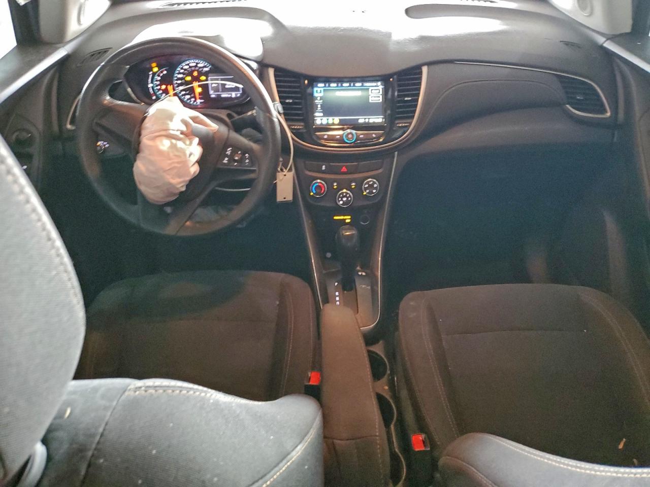 2019 Chevrolet Trax Ls VIN: 3GNCJKSB8KL354351 Lot: 94143085