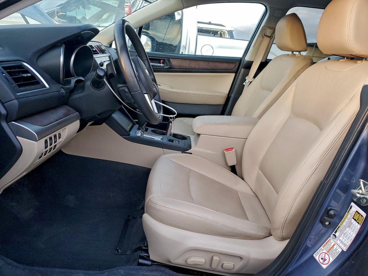 2017 Subaru Outback 2.5I Limited VIN: 4S4BSANC7H3300393 Lot: 94272925