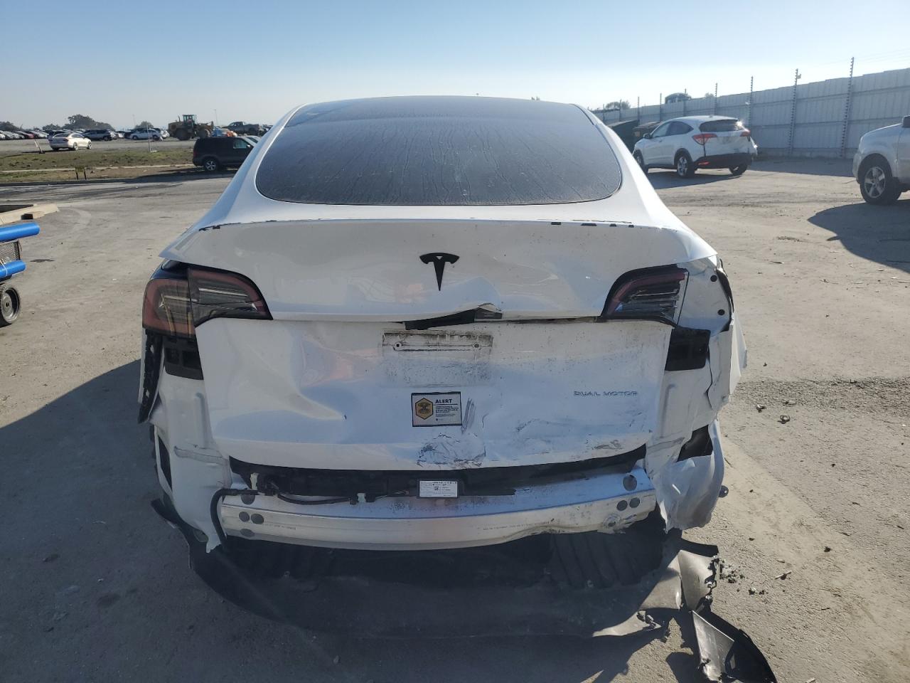 2023 Tesla Model Y VIN: 7SAYGAEE6PF861688 Lot: 90724375