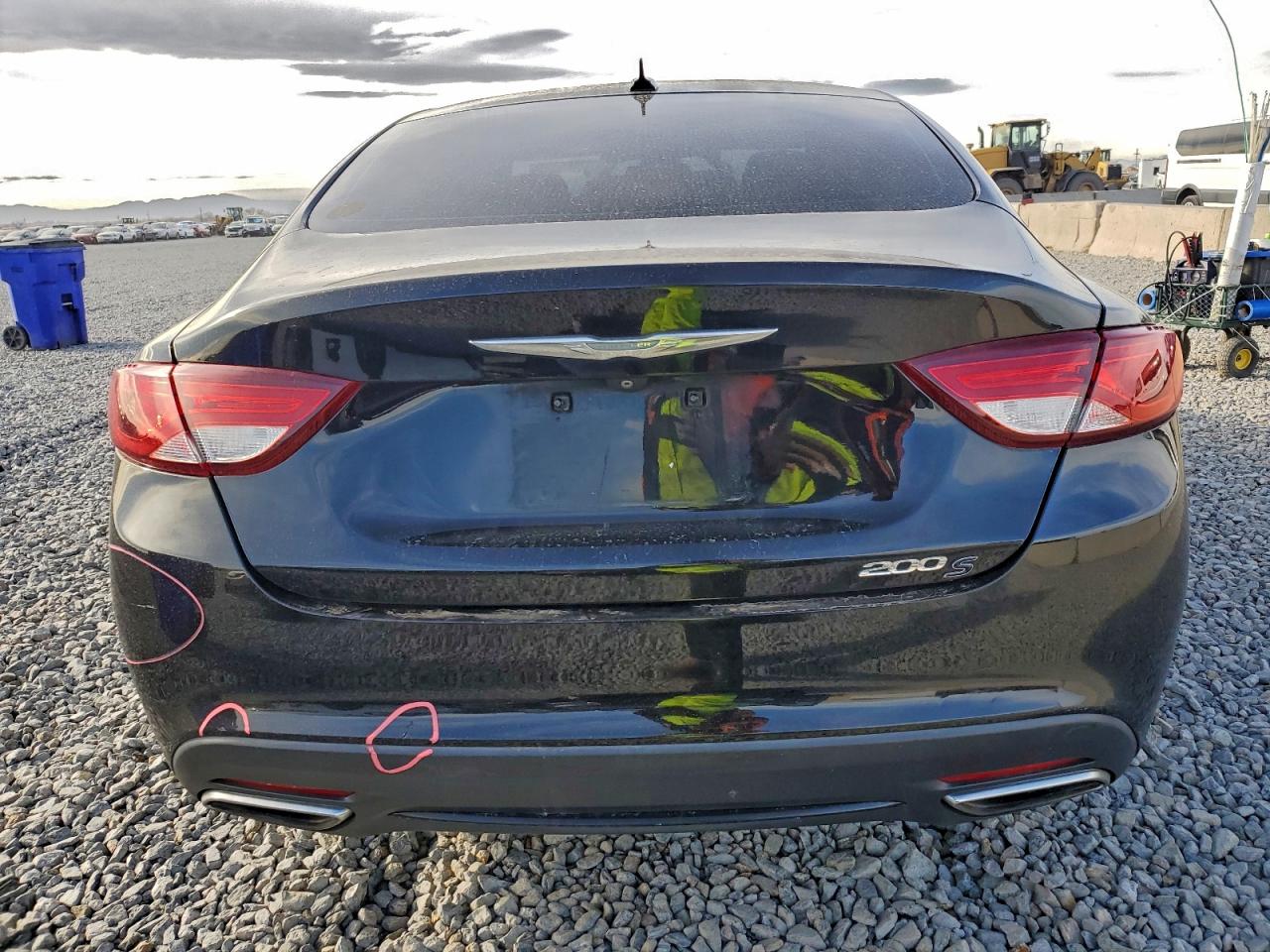 2015 Chrysler 200 S VIN: 1C3CCCBGXFN518732 Lot: 94097825