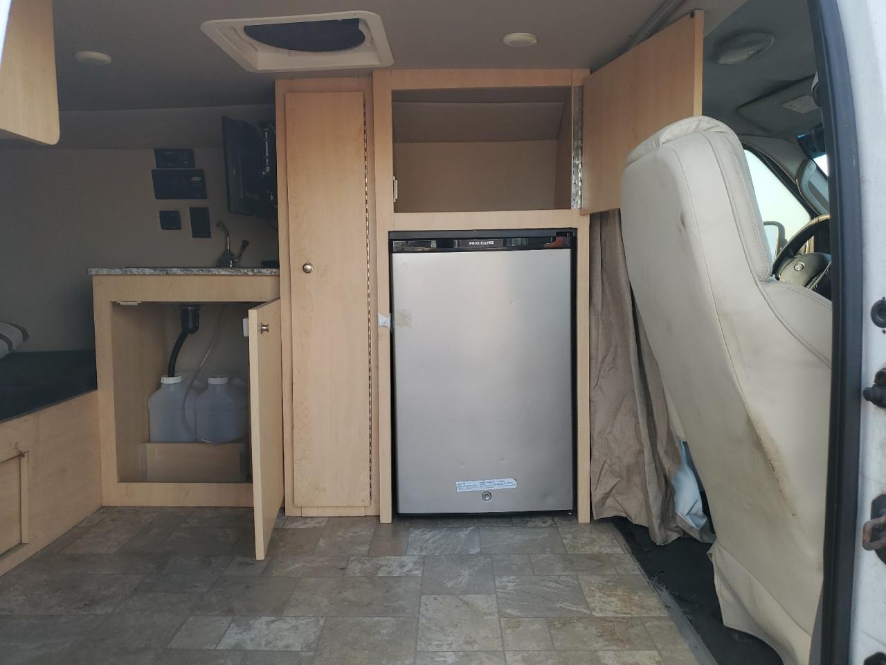 2000 Ford Econoline E350 Super Duty Van VIN: 1FTSS34P76DB11254 Lot: 92573925