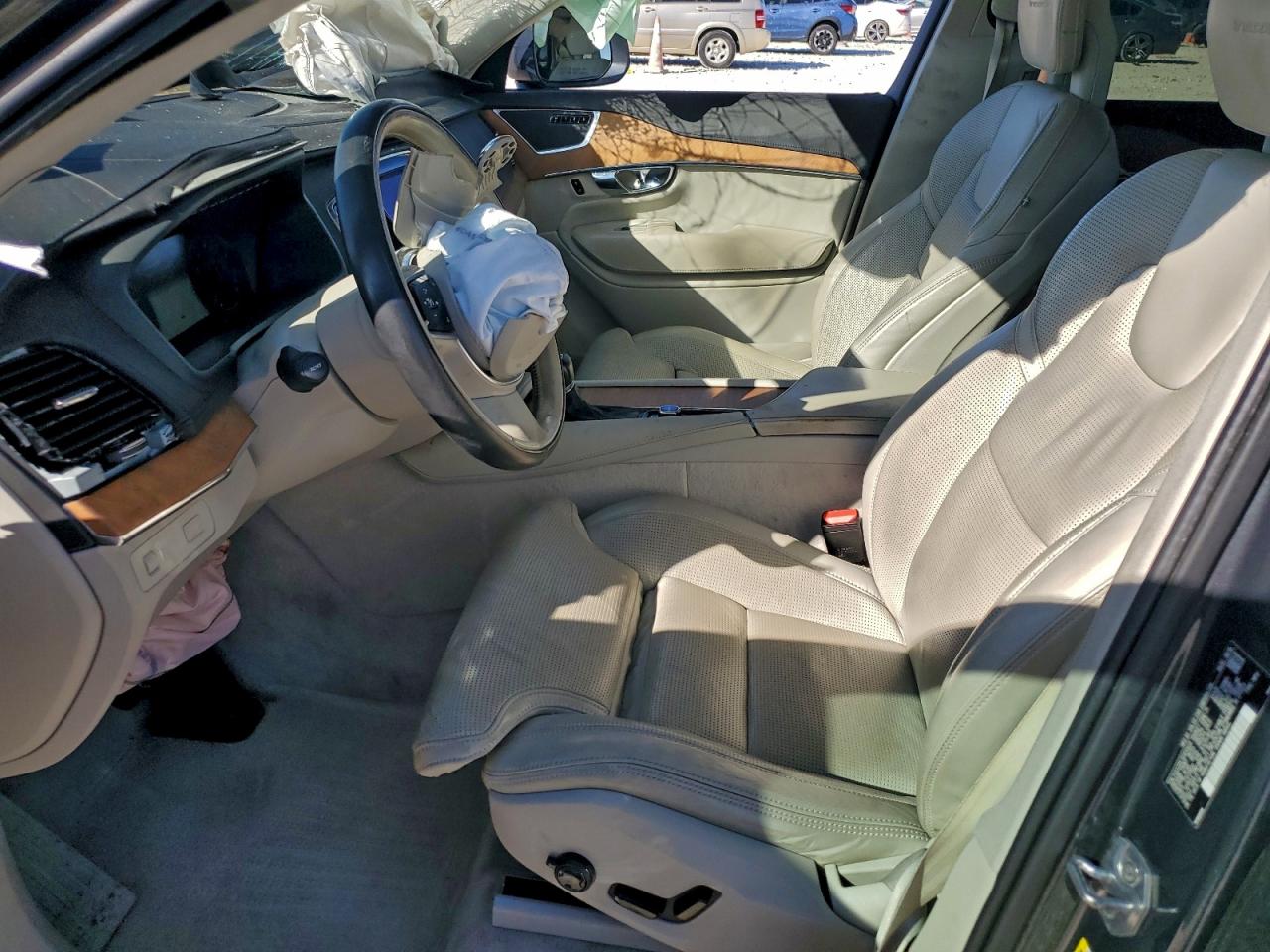 2016 Volvo Xc90 T6 VIN: YV4A22PL5G1013449 Lot: 94002295