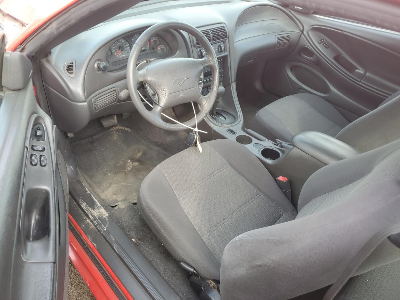 2003 Ford Mustang VIN: 1FAFP404X3F319896 Lot: 92676085