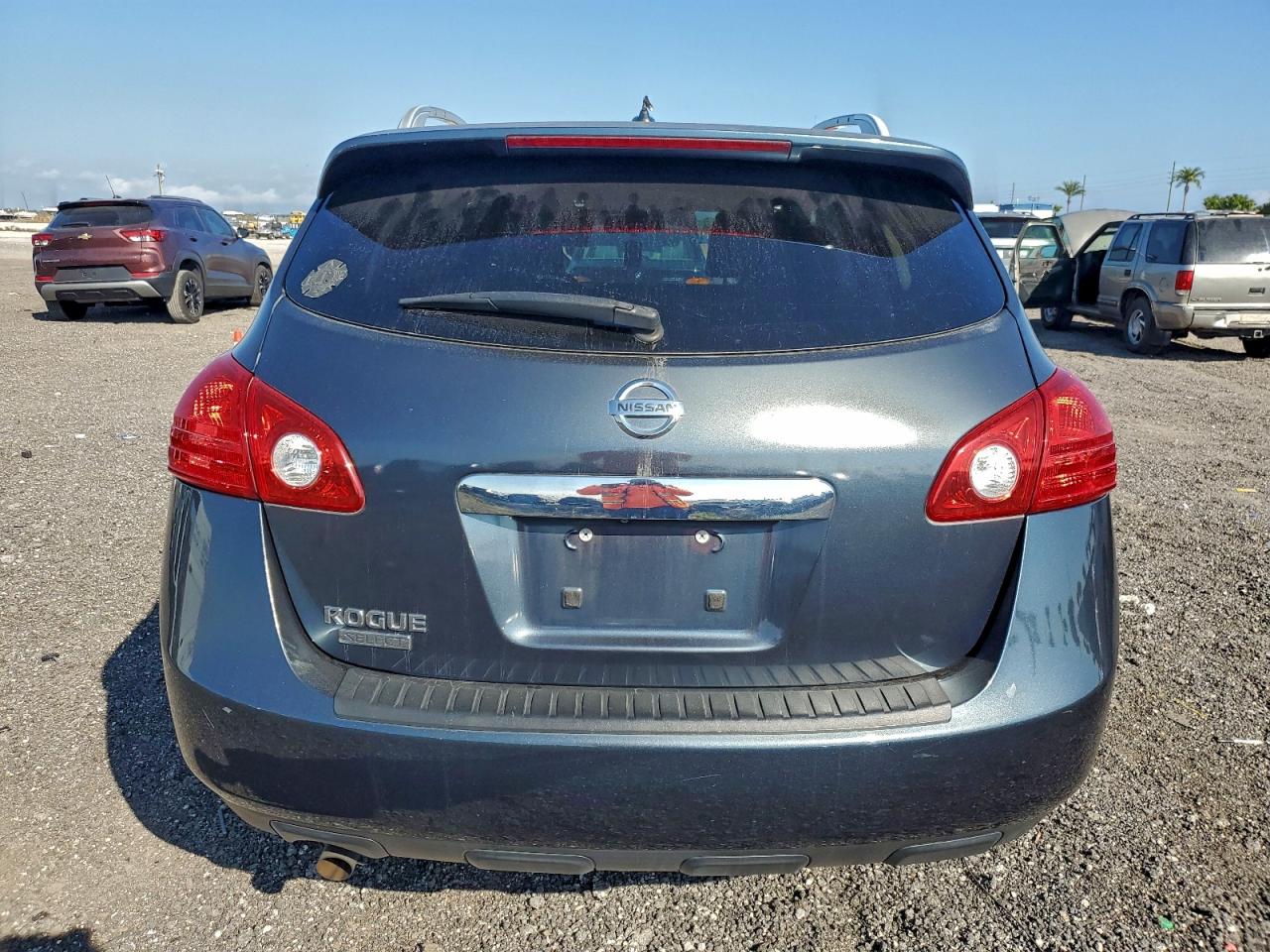 2015 Nissan Rogue Select S VIN: JN8AS5MT1FW151634 Lot: 93889065