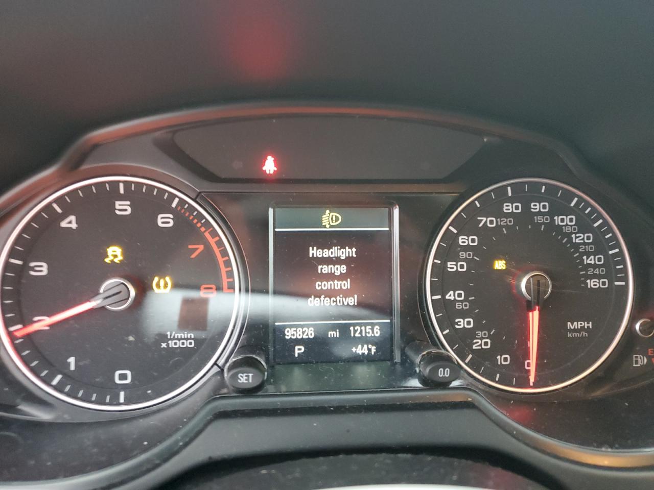 2014 Audi Q5 Premium Plus VIN: WA1DGAFP0EA129522 Lot: 93397365