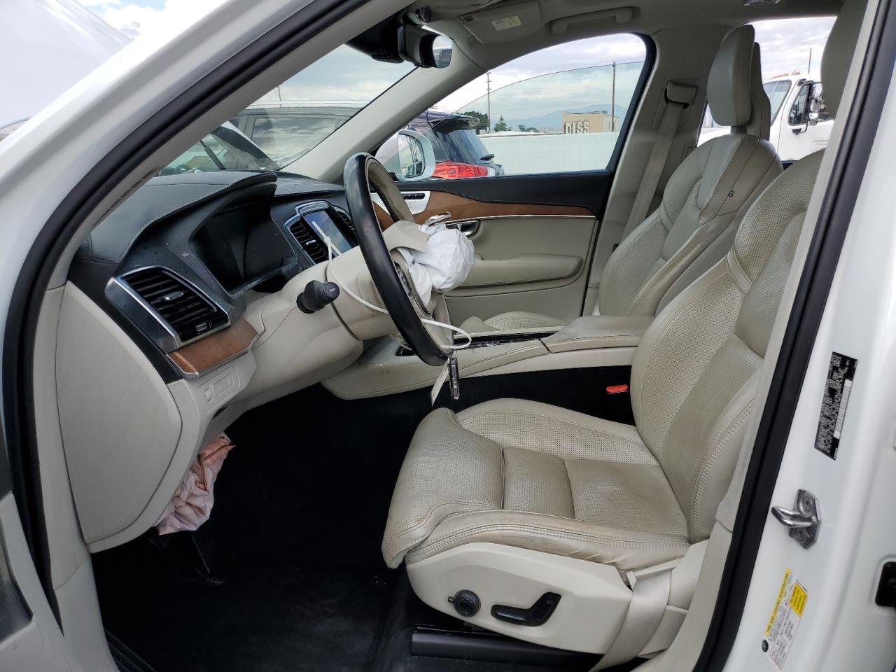 2017 Volvo Xc90 T8 VIN: YV4BC0PL7H1179656 Lot: 92350175