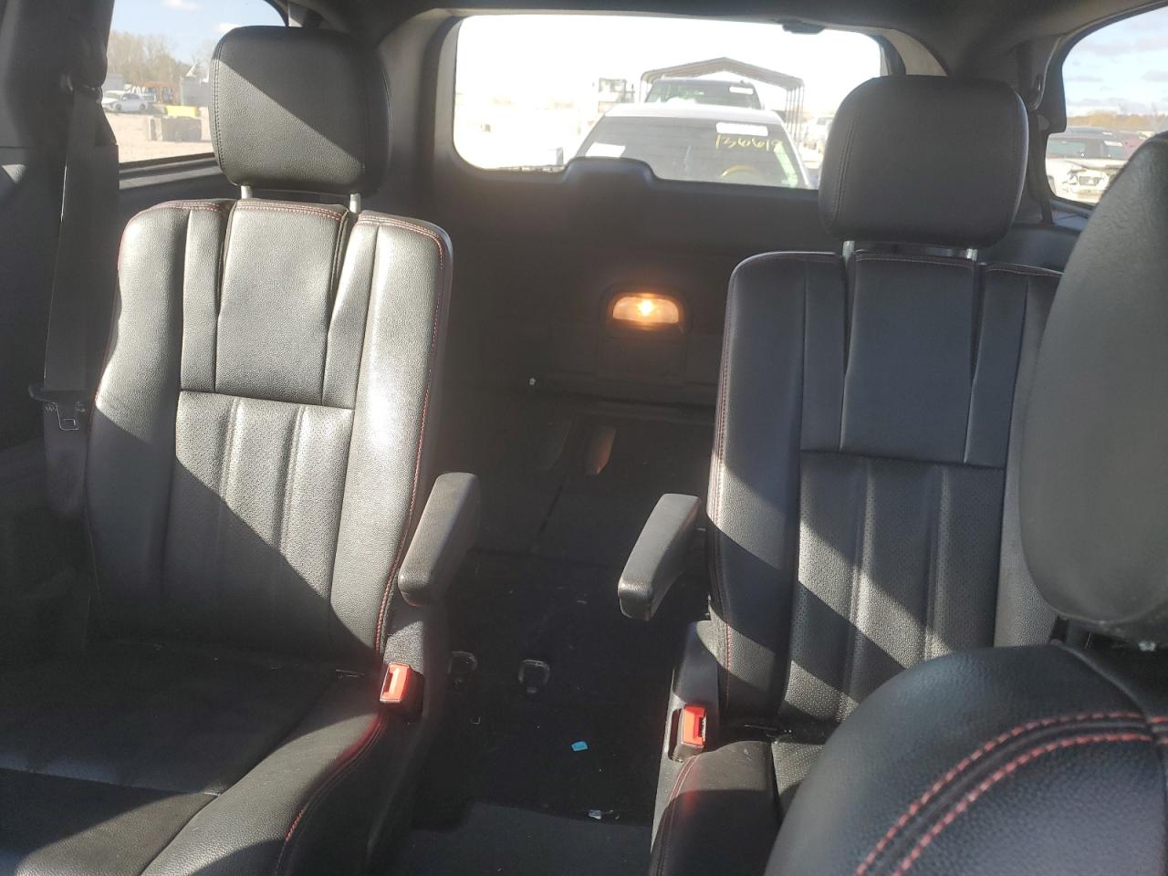 2016 Dodge Grand Caravan R/T VIN: 2C4RDGEGXGR361911 Lot: 92073745