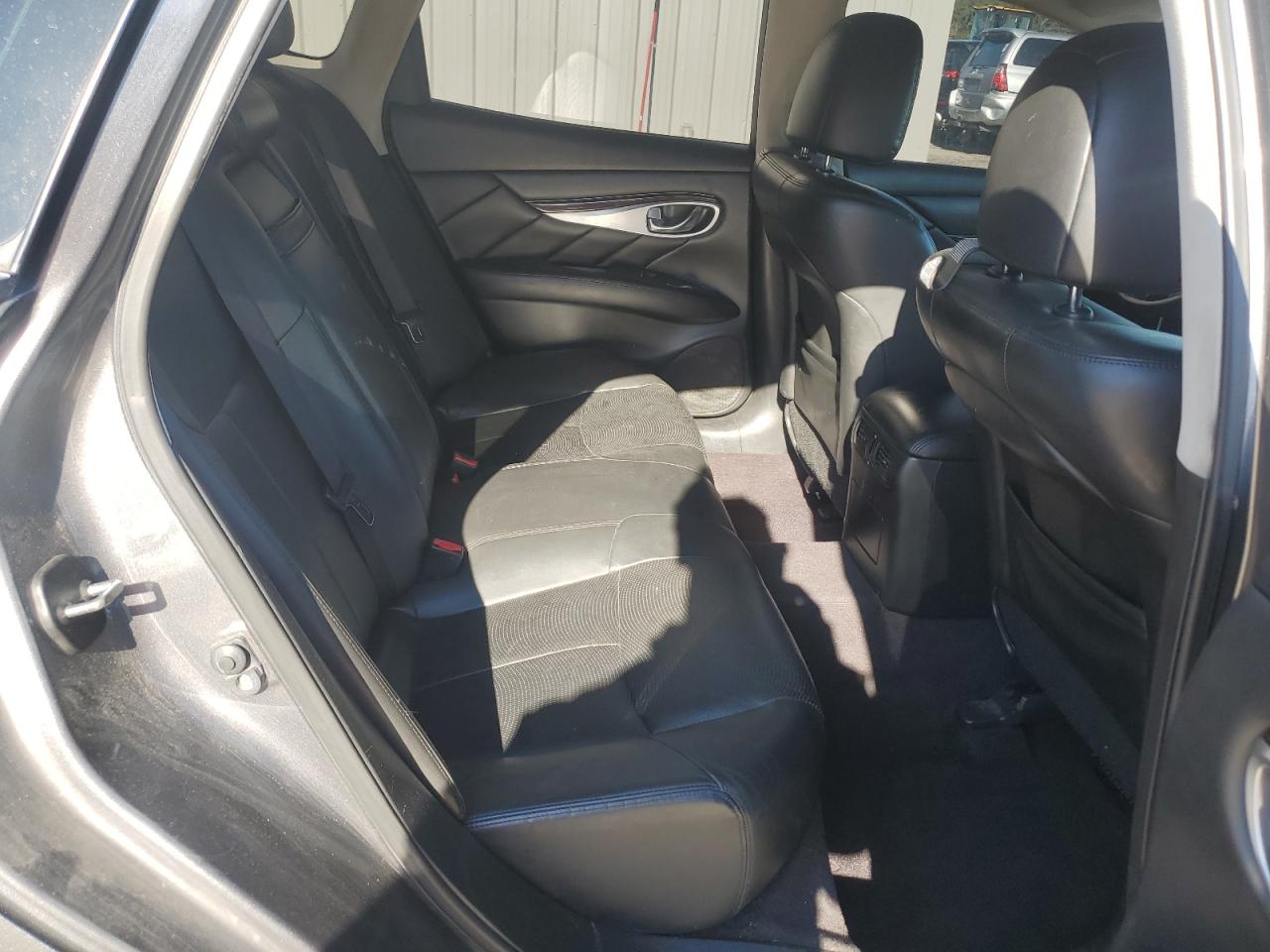 2018 Infiniti Q70 3.7 Luxe VIN: JN1BY1AP5JM180687 Lot: 90465675